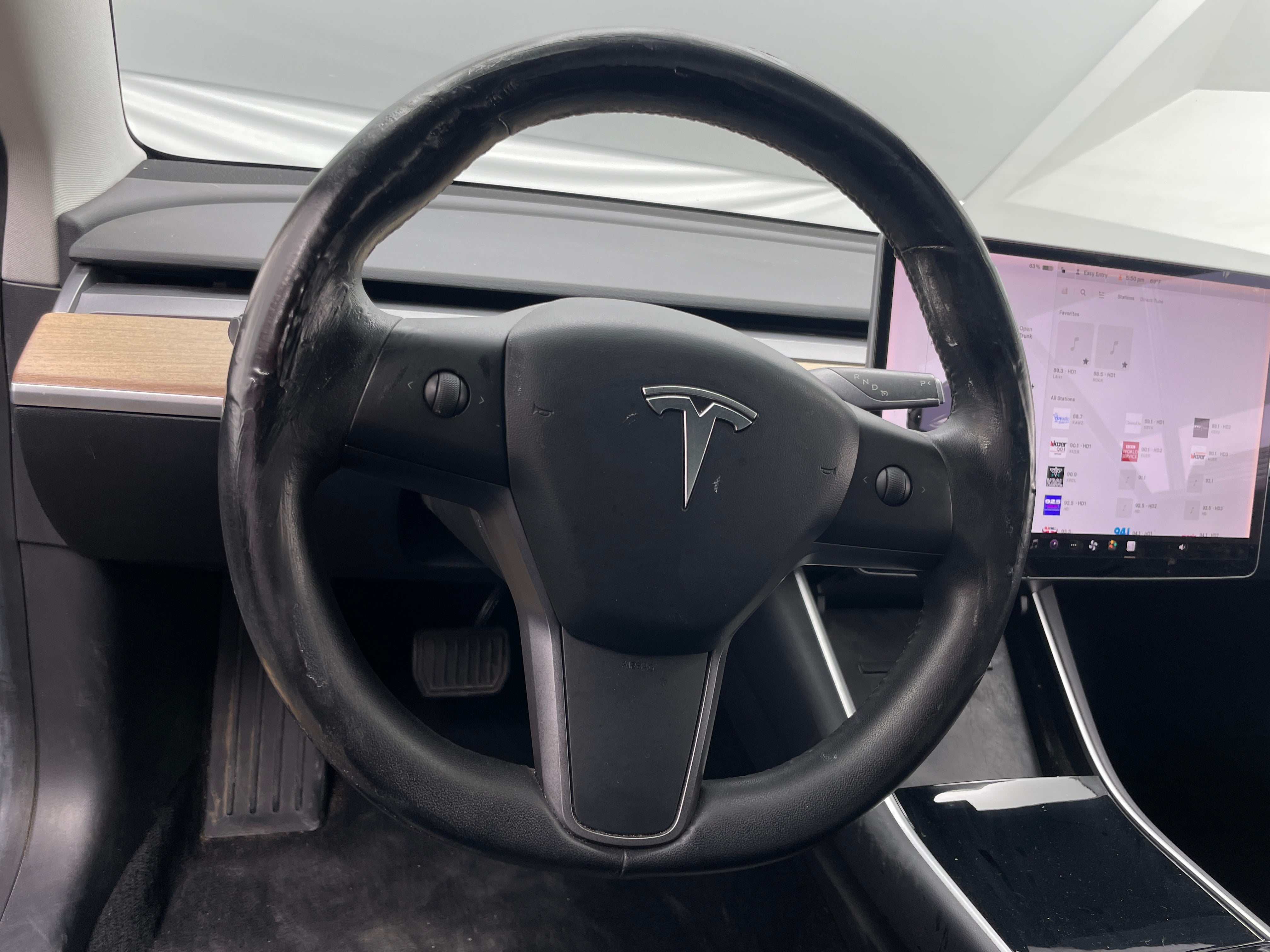 2019 Tesla Model 3 Standard Range 4