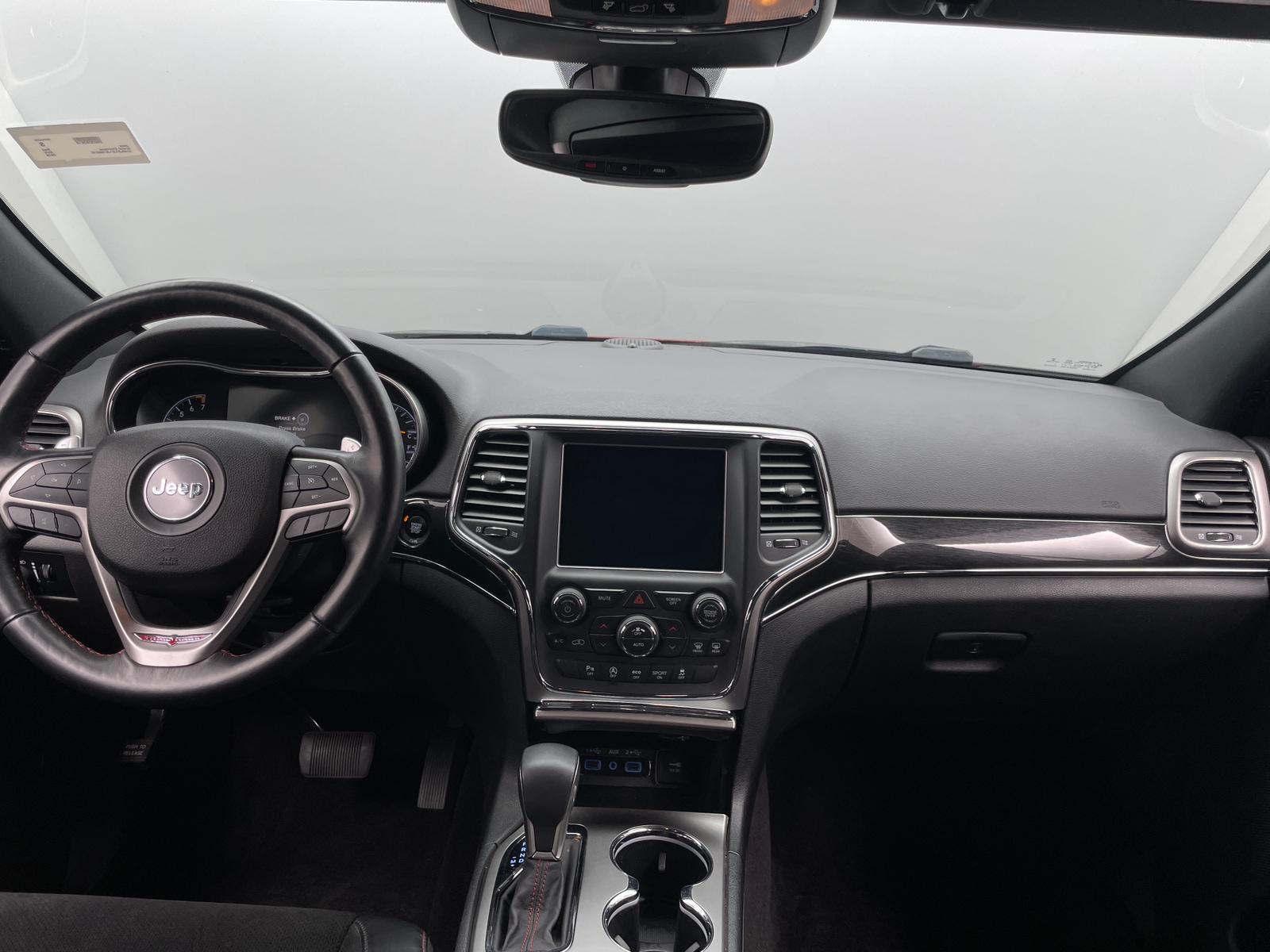 Thumbnail: 2018 Jeep Grand Cherokee - 3