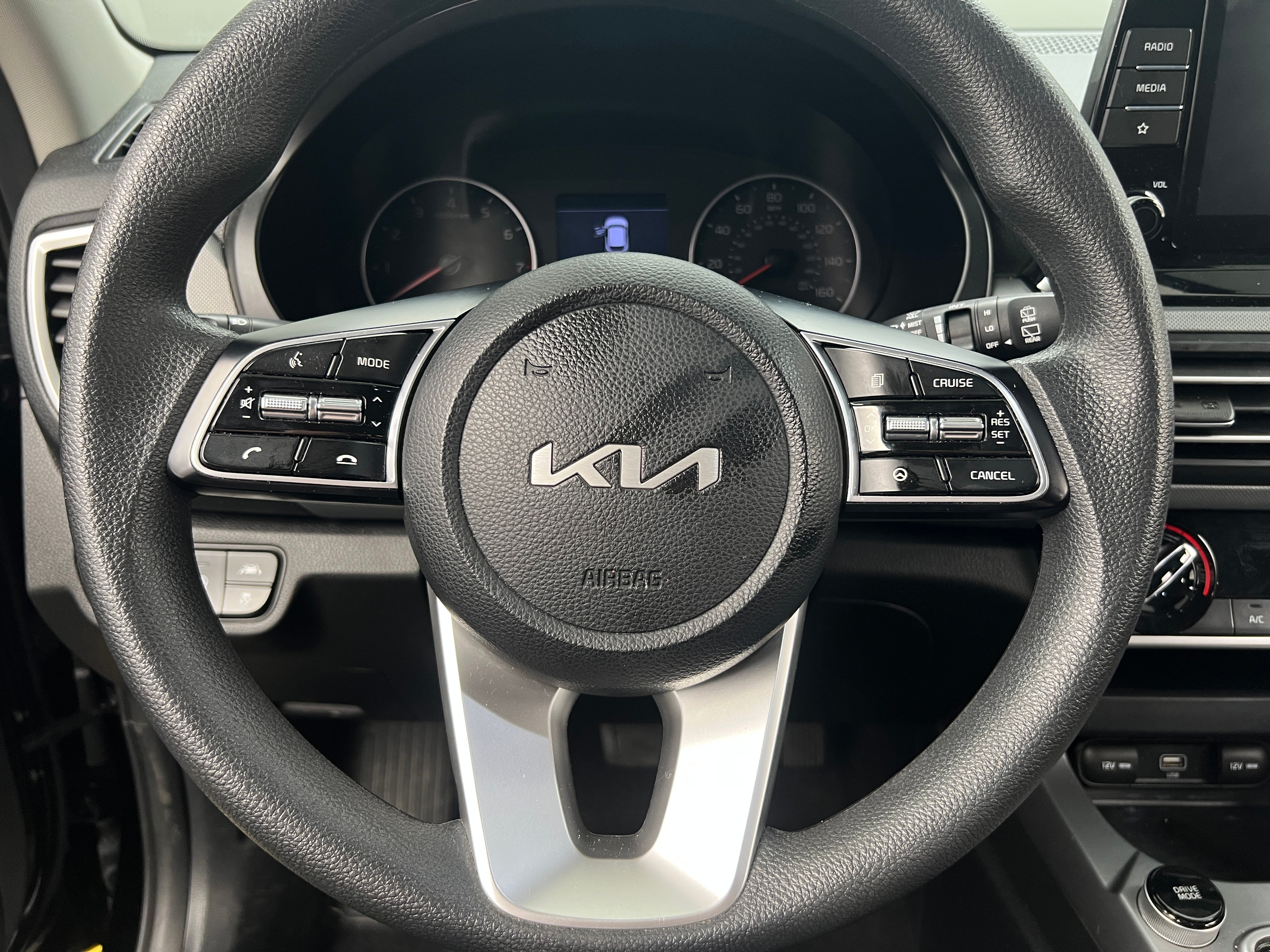 2022 Kia Seltos LX 5