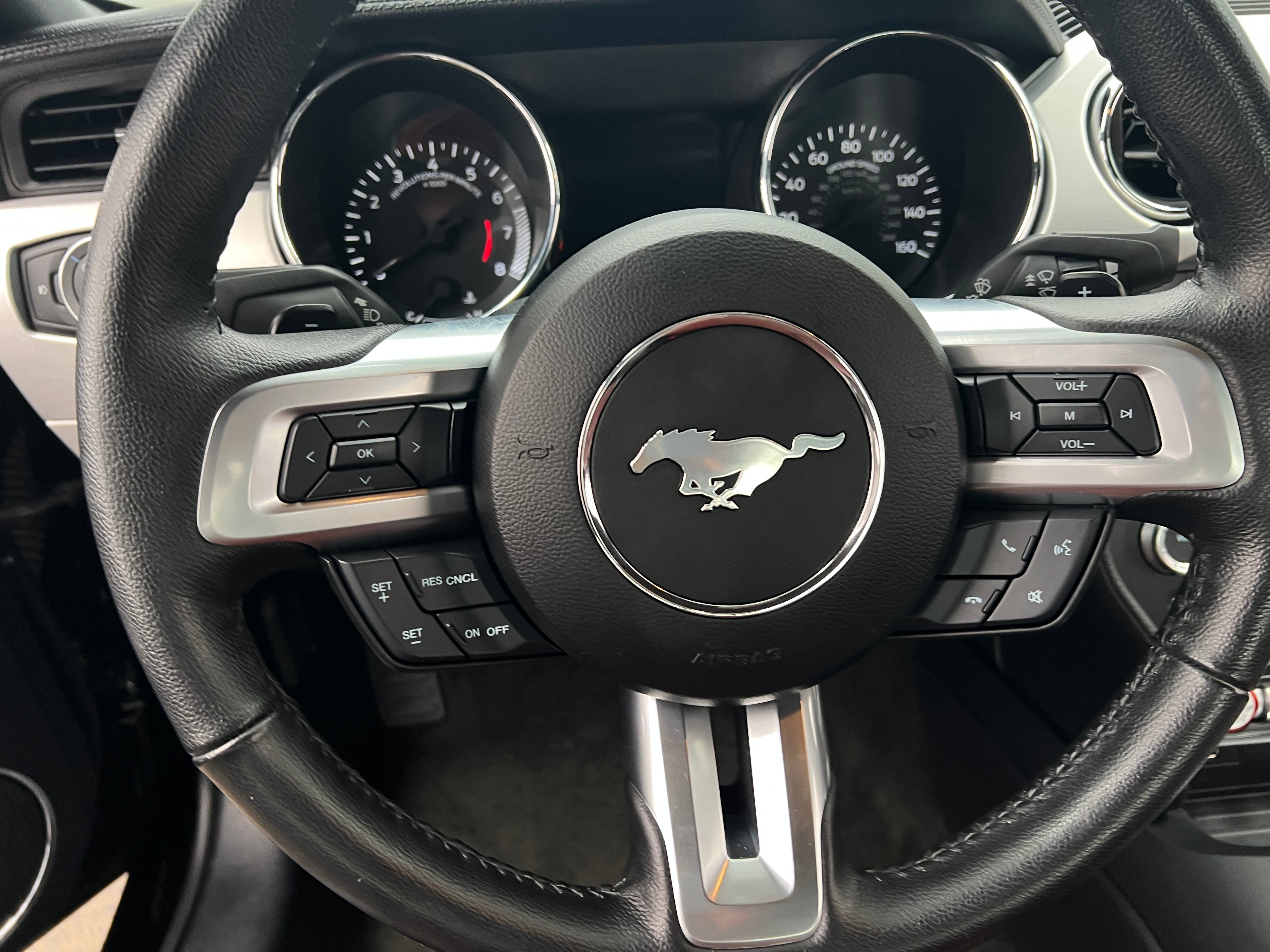 2016 Ford Mustang GT Premium 3