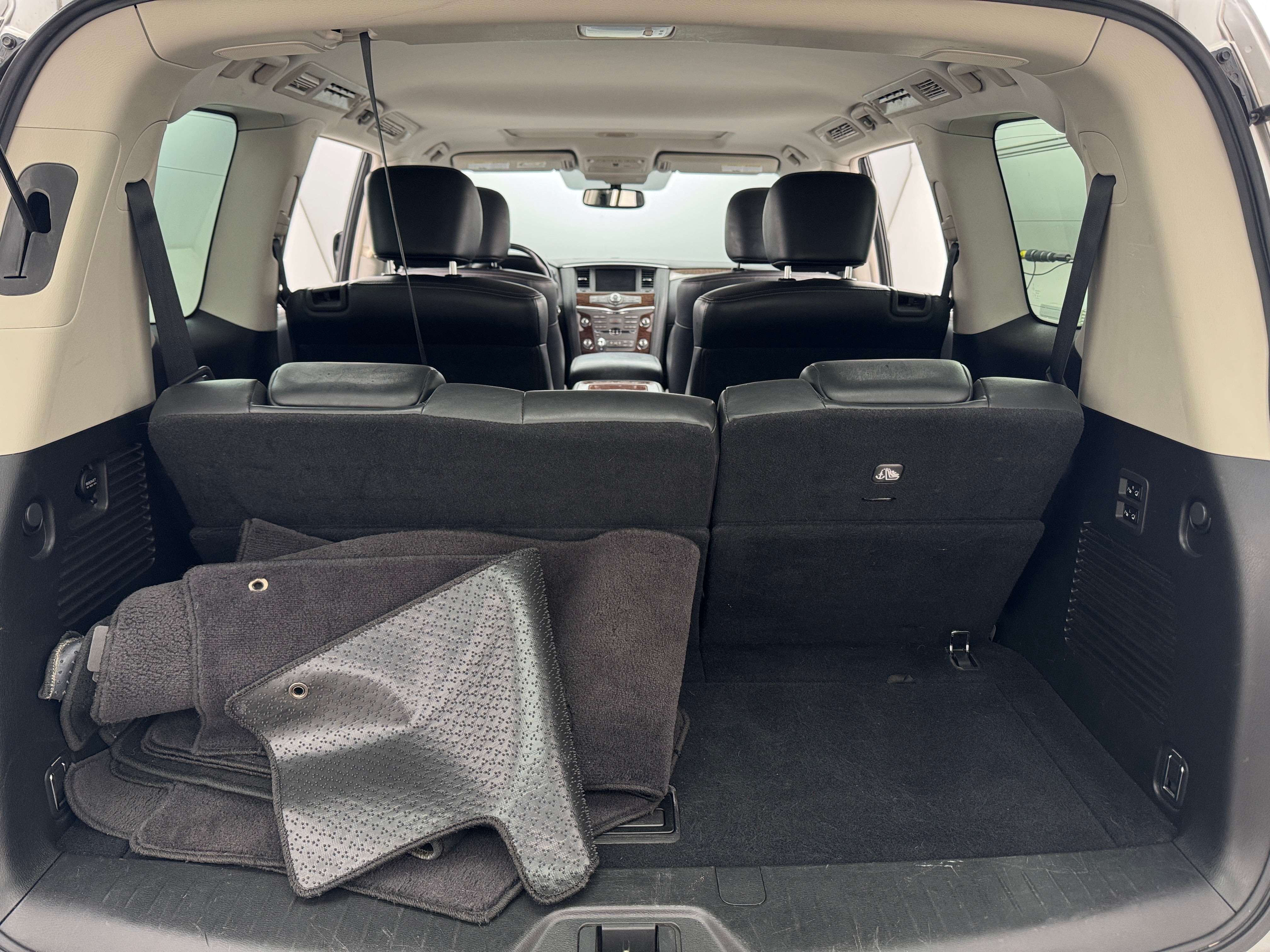 2020 Nissan Armada SL 6