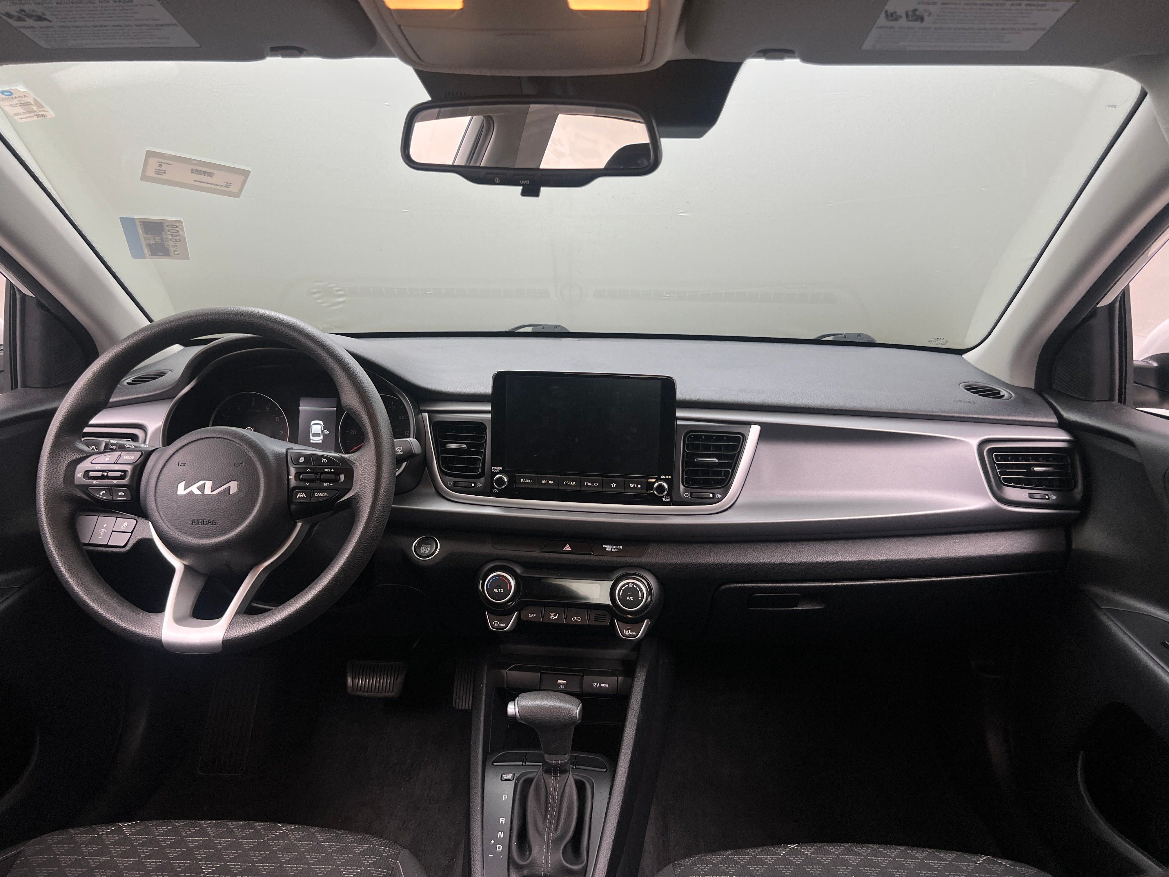 2022 Kia Rio S 3