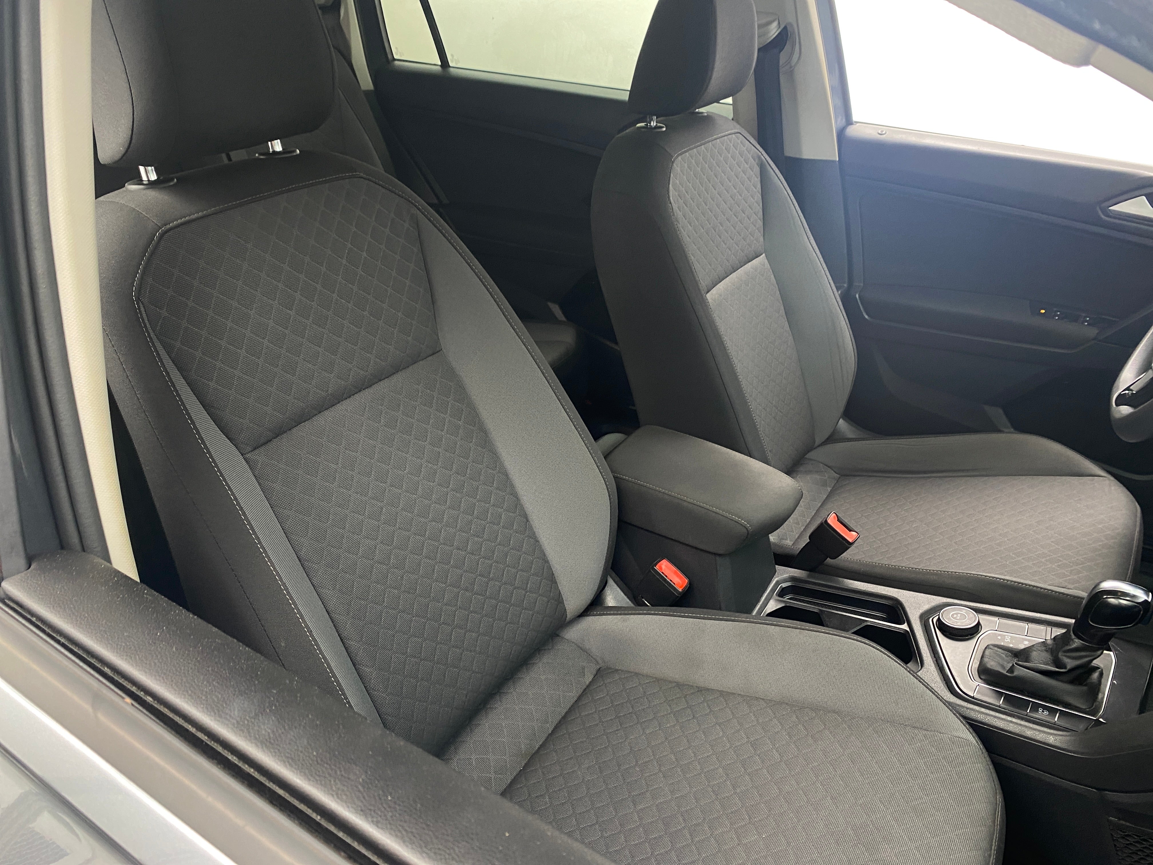 Thumbnail: 2019 Volkswagen Tiguan - 2