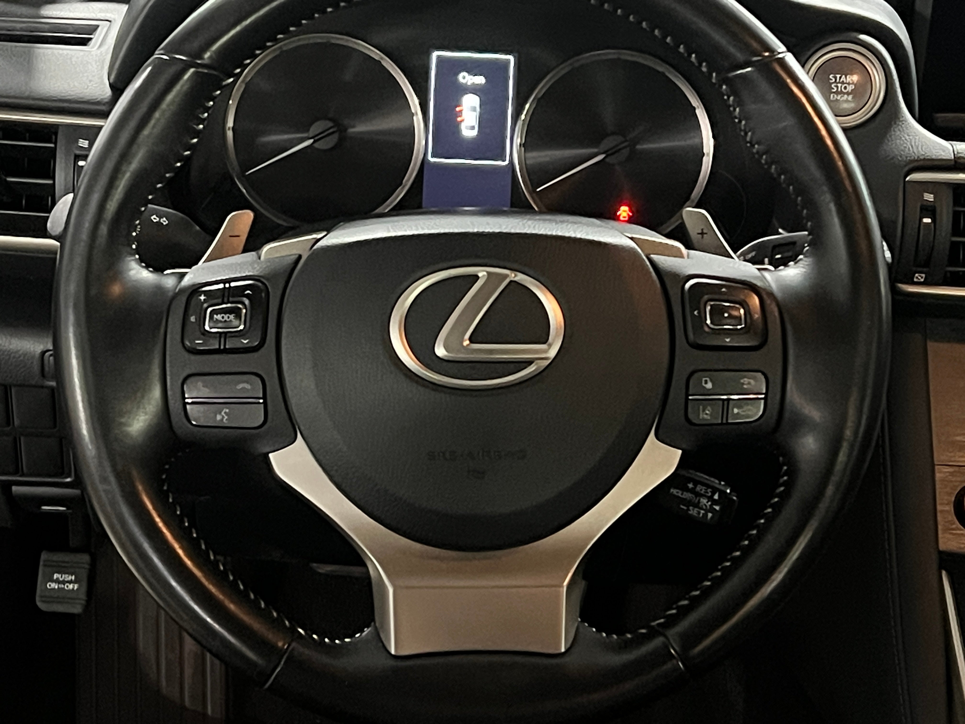 Thumbnail: 2019 Lexus IS - 5
