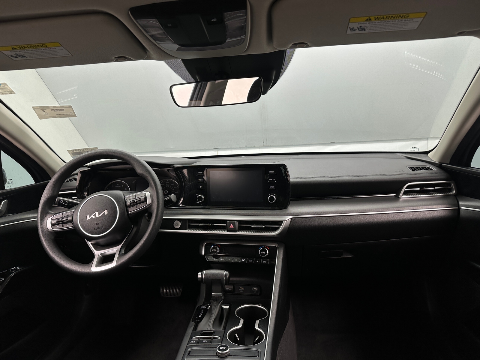 Thumbnail: 2022 Kia K5 - 3