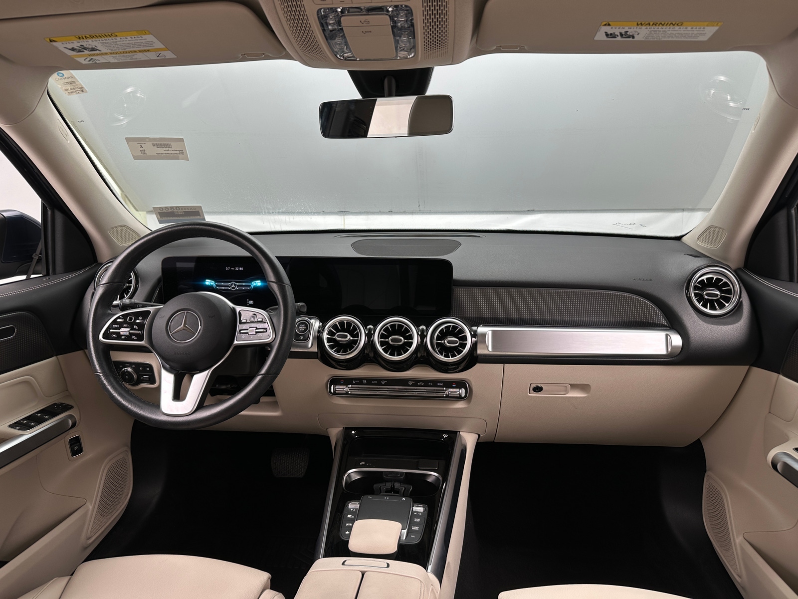 Thumbnail: 2021 Mercedes-Benz GLB - 3