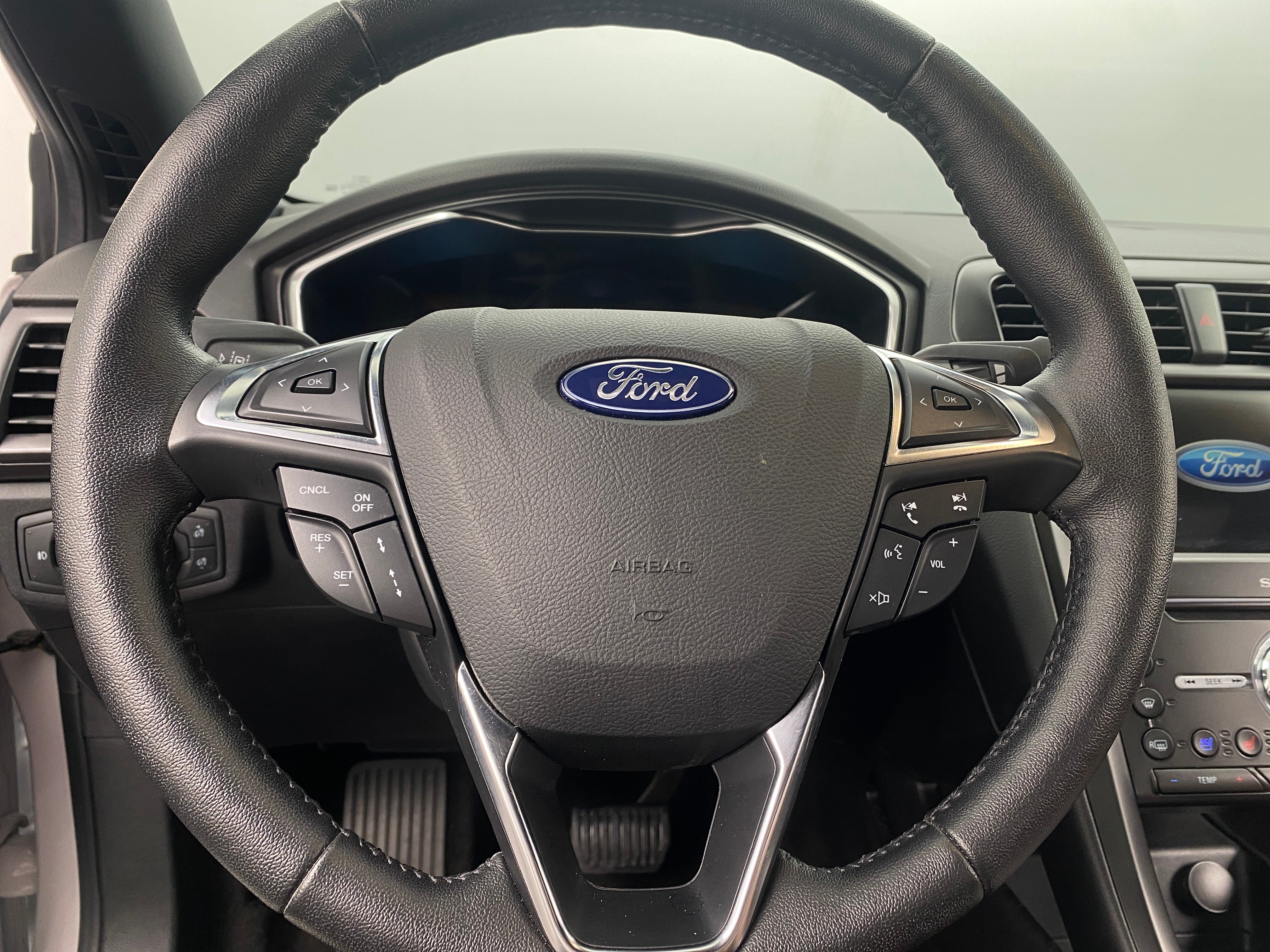 Thumbnail: 2019 Ford Fusion - 4