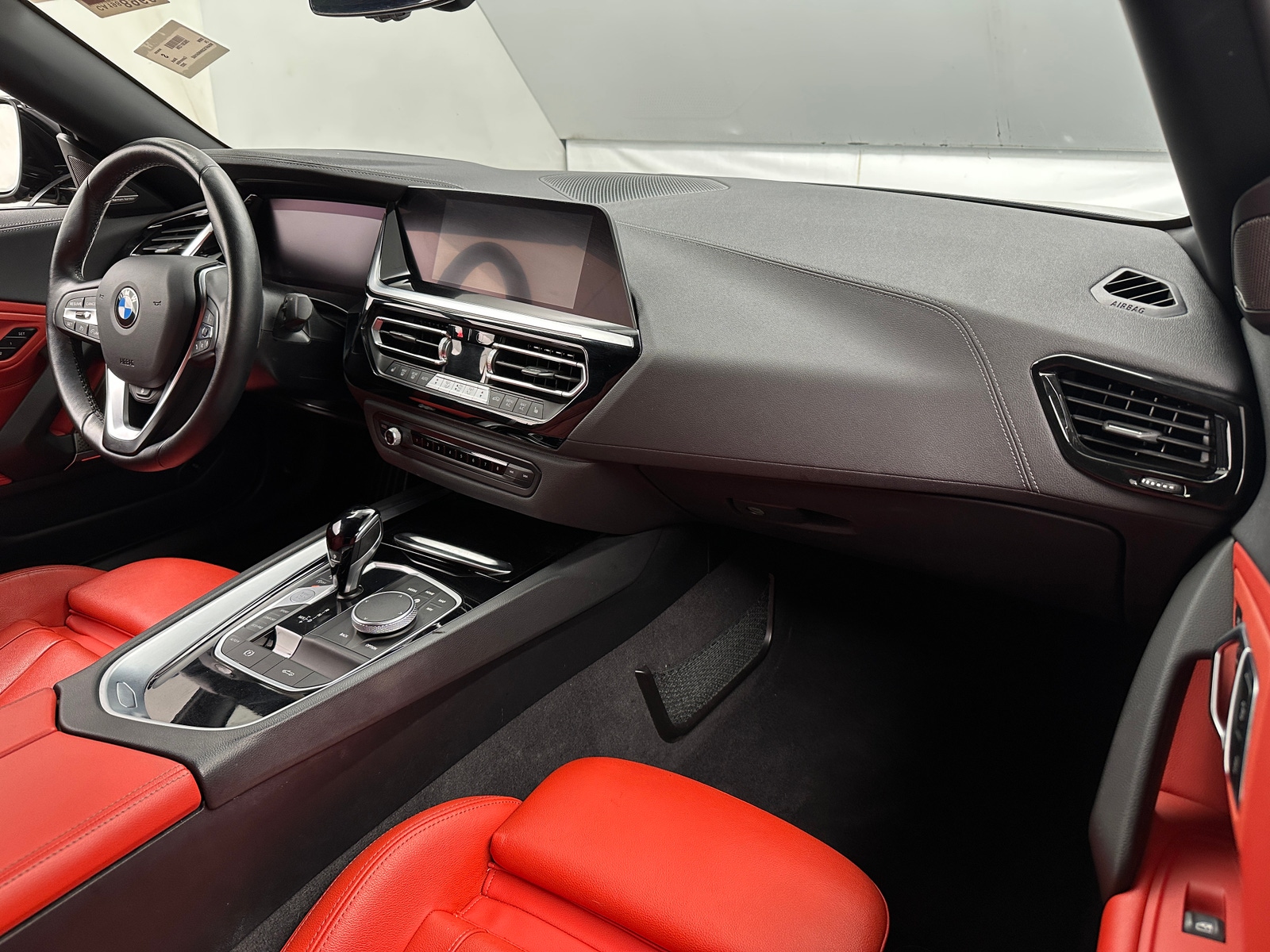 Thumbnail: 2022 BMW Z4 - 2