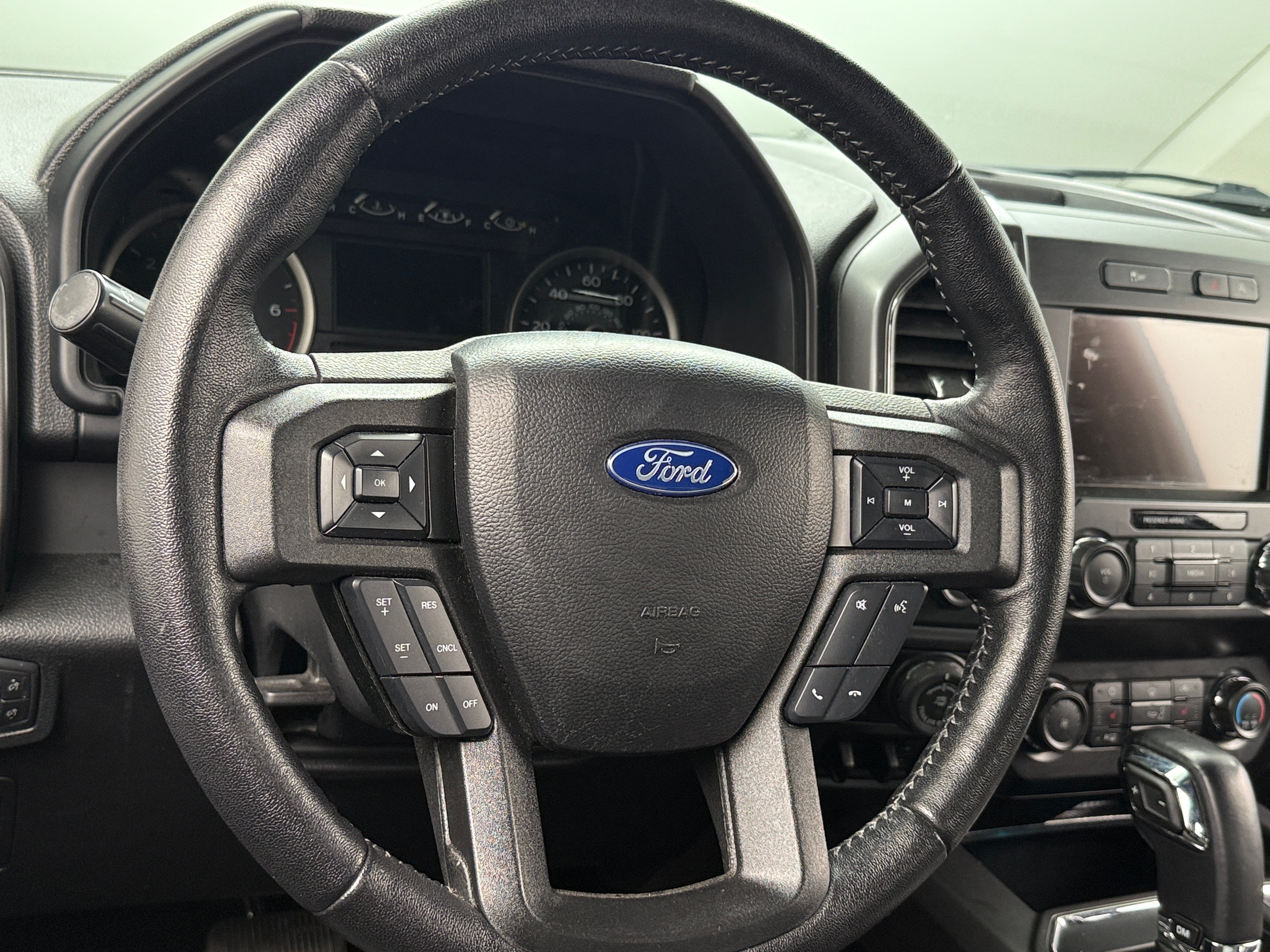 2019 Ford Econoline E-150 5