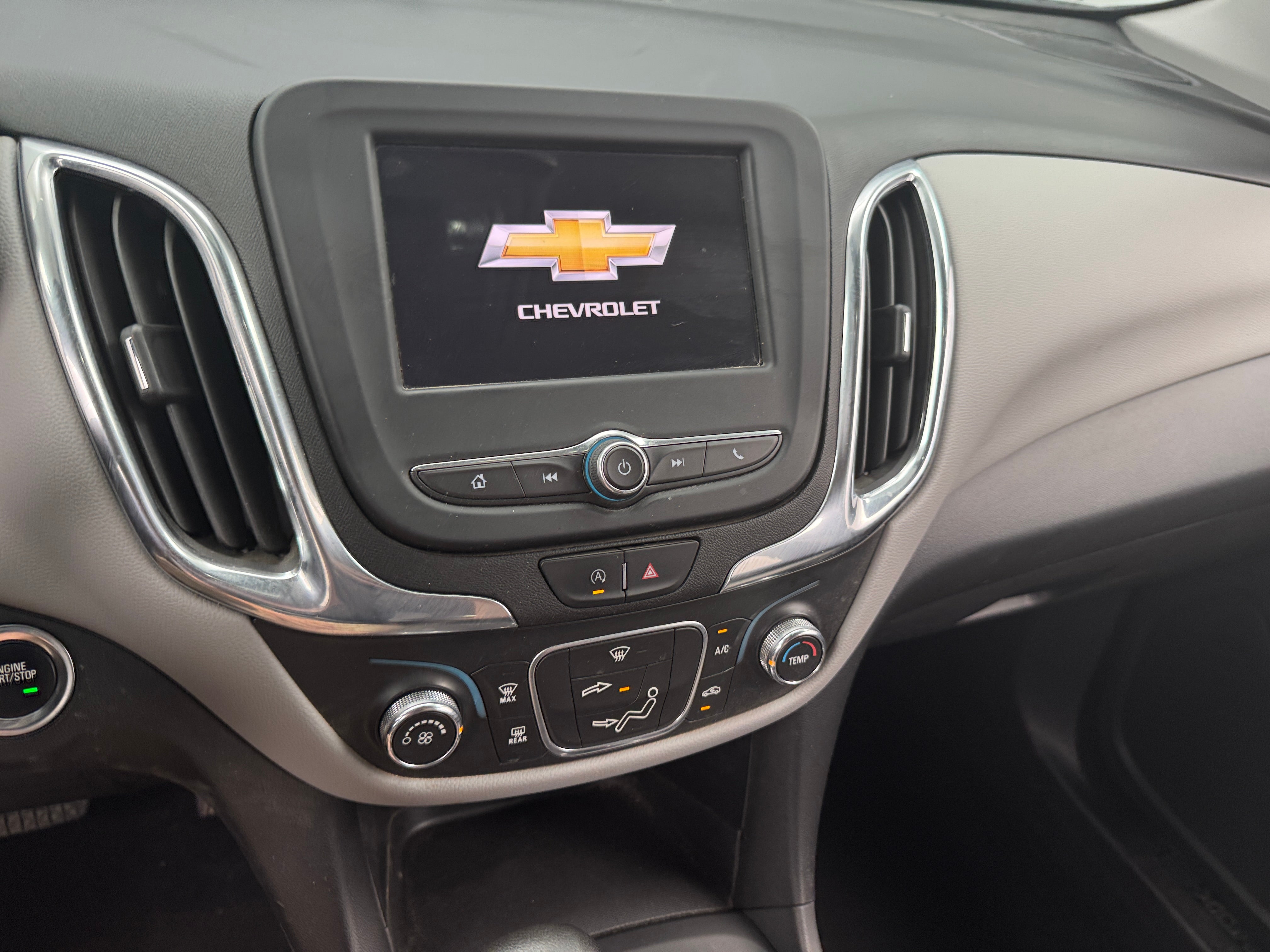 2023 Chevrolet Equinox LS 4