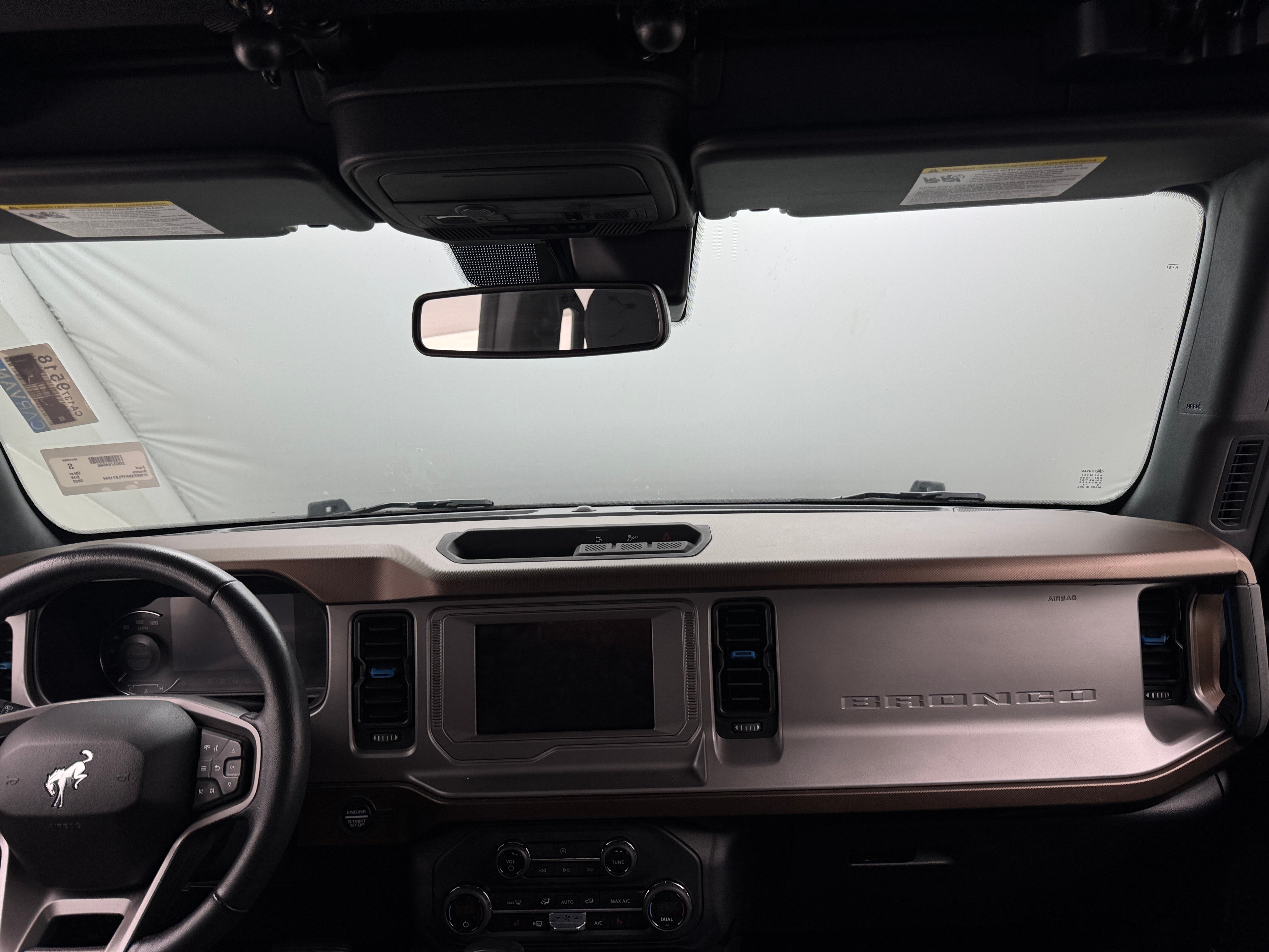 2023 Ford Bronco Outer Banks 3