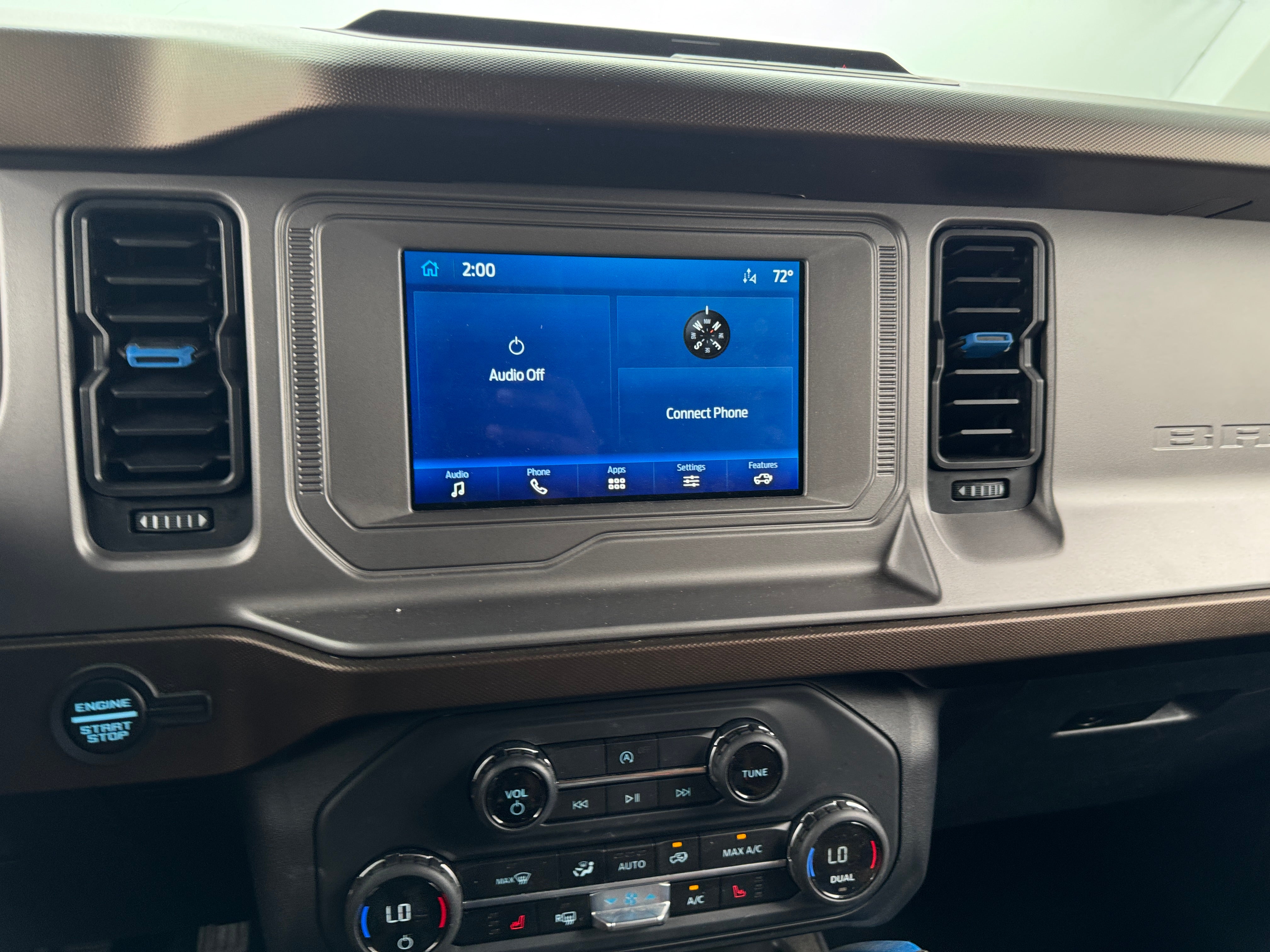 2023 Ford Bronco Outer Banks 4