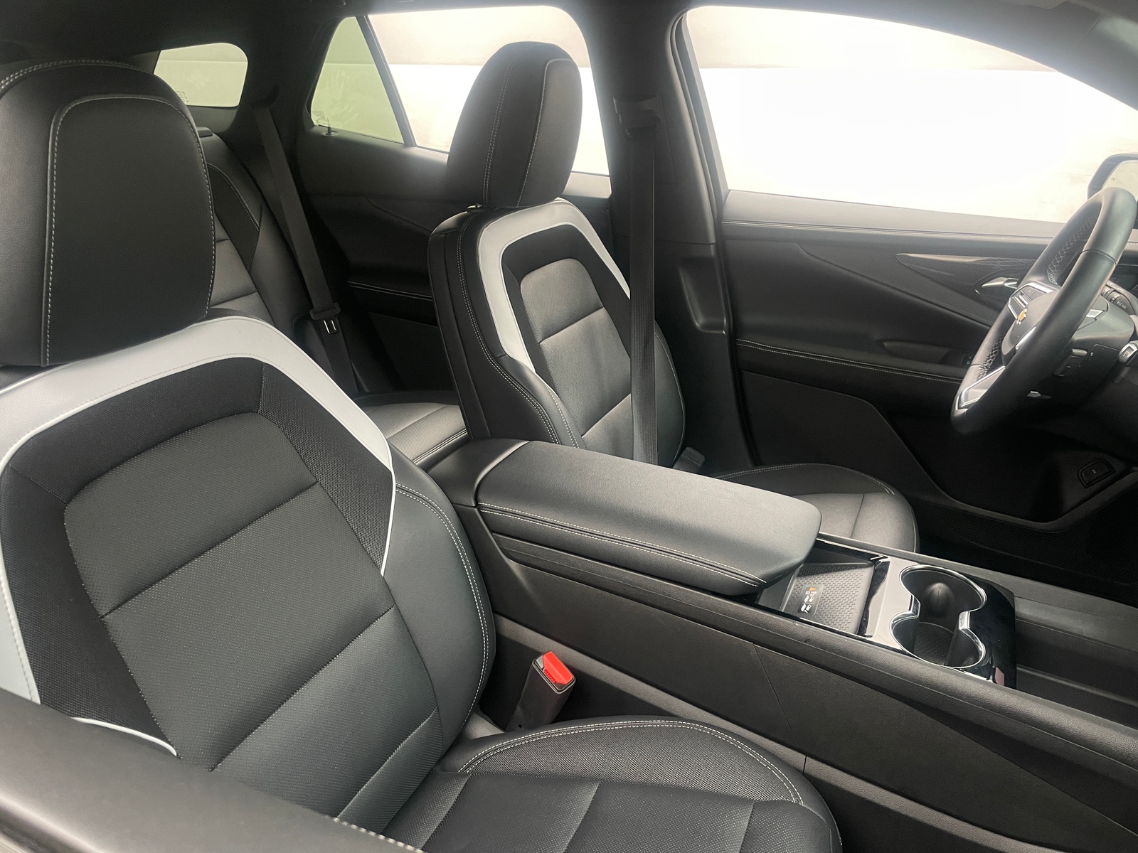 Thumbnail: 2024 Chevrolet Blazer EV - 2