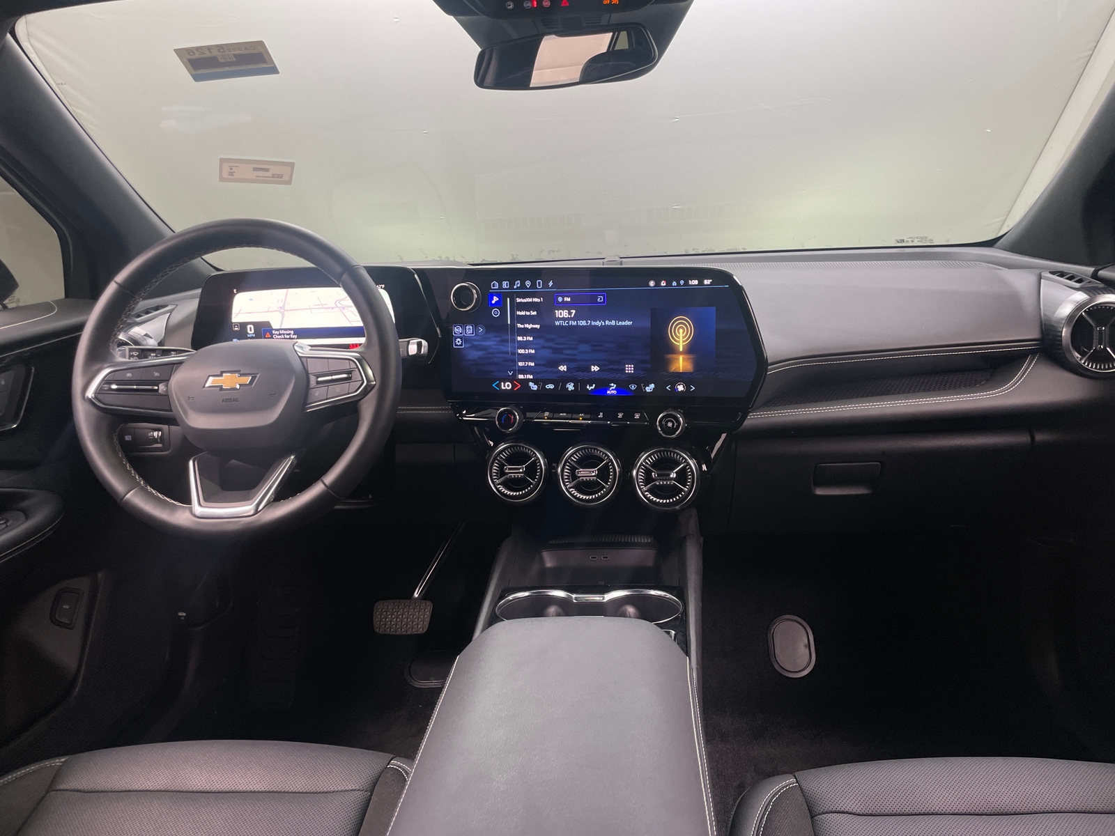 Thumbnail: 2024 Chevrolet Blazer EV - 3