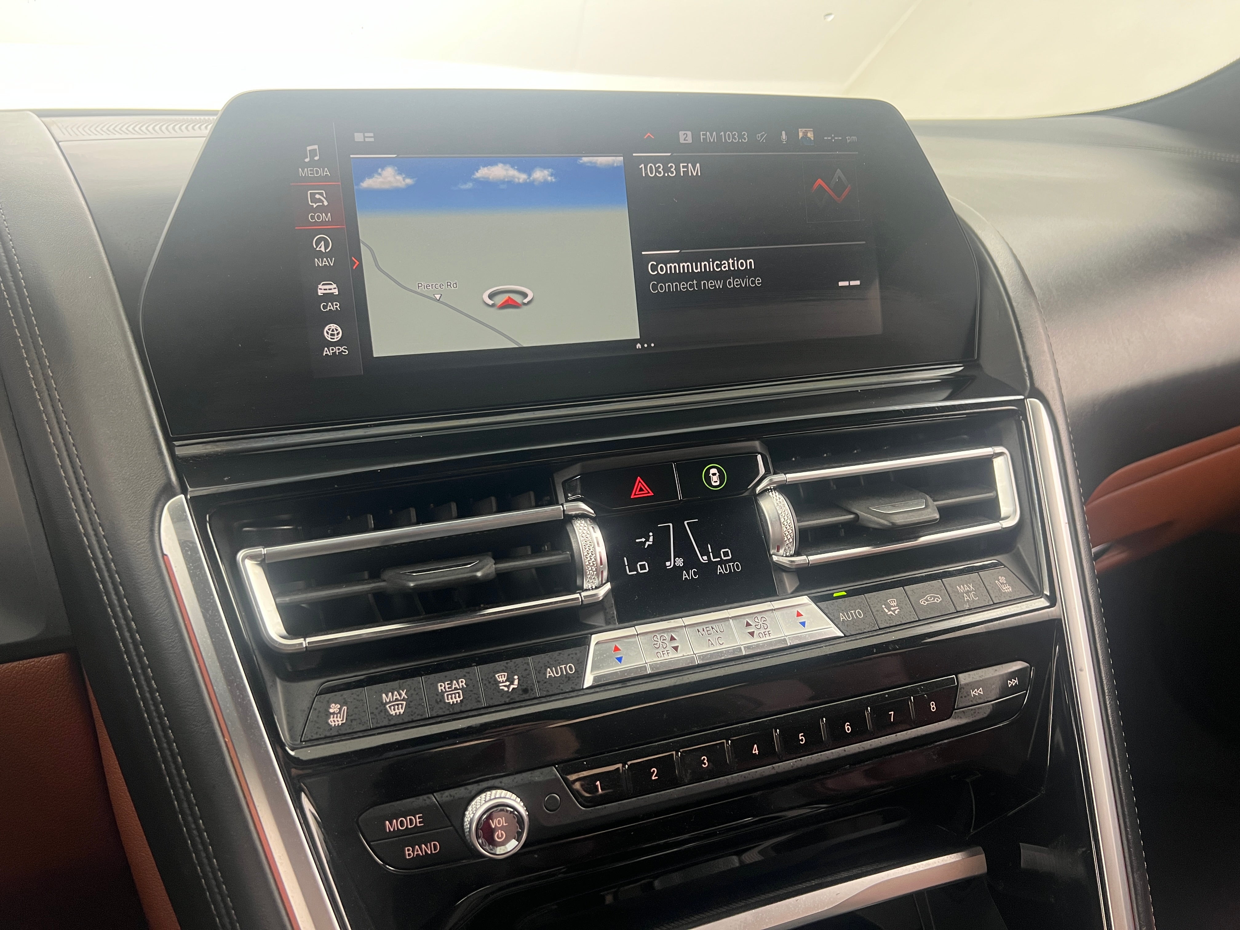 2019 BMW 8 Series M850i xDrive 2