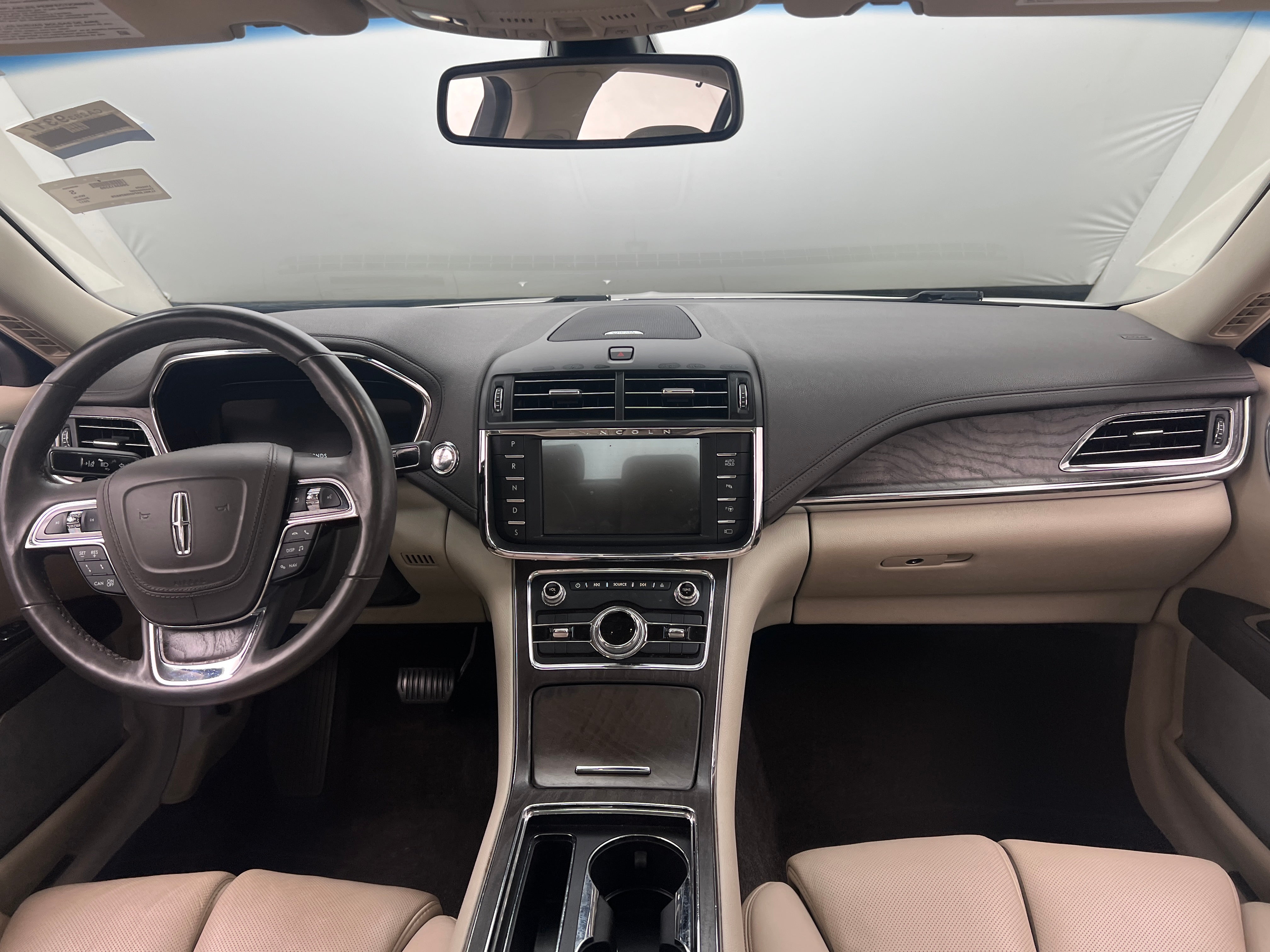 2017 Lincoln Continental Reserve 2
