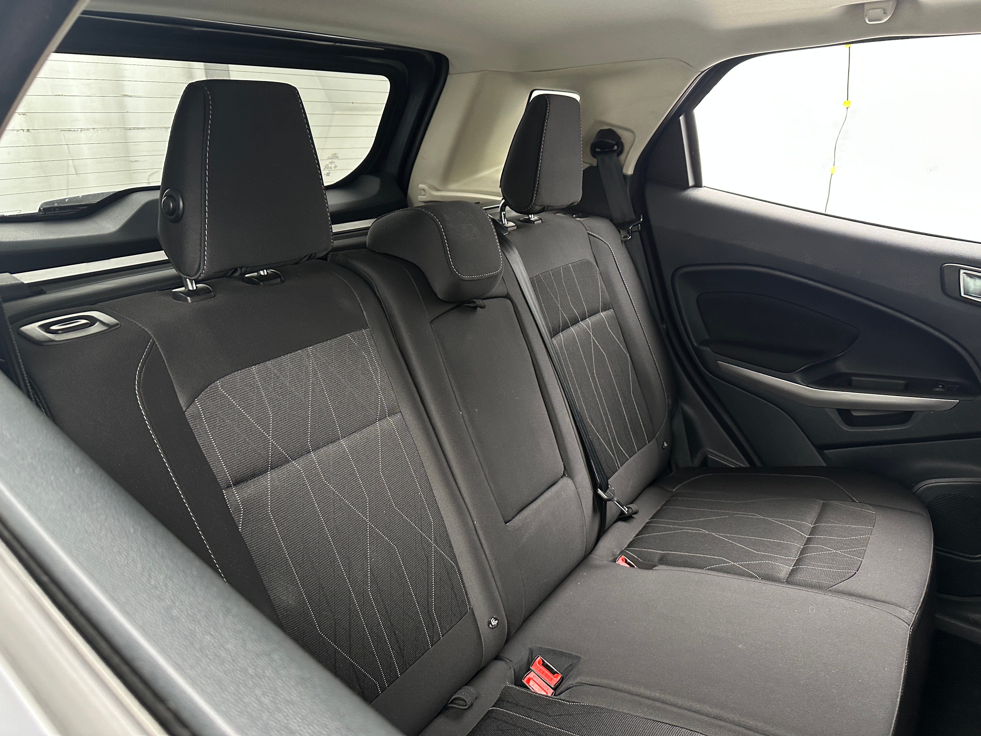 2018 Ford EcoSport SE 6