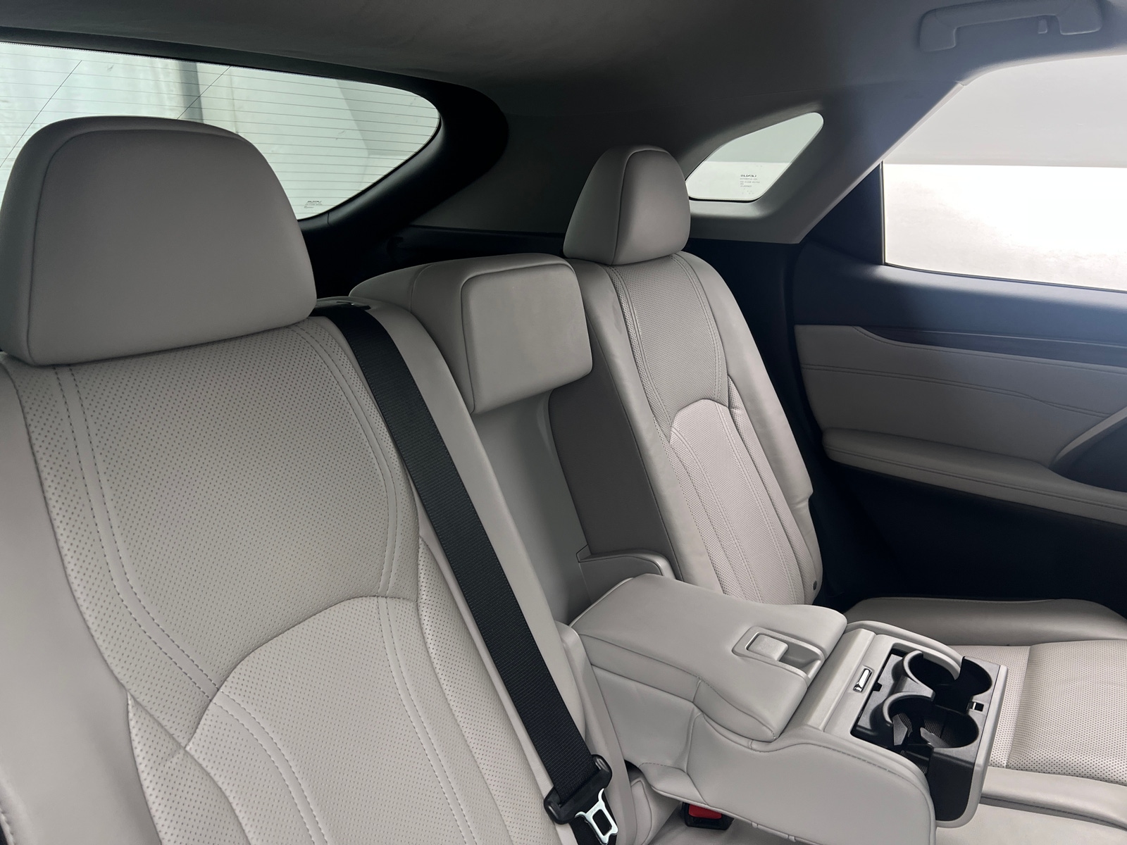 Thumbnail: 2018 Lexus RX - 5