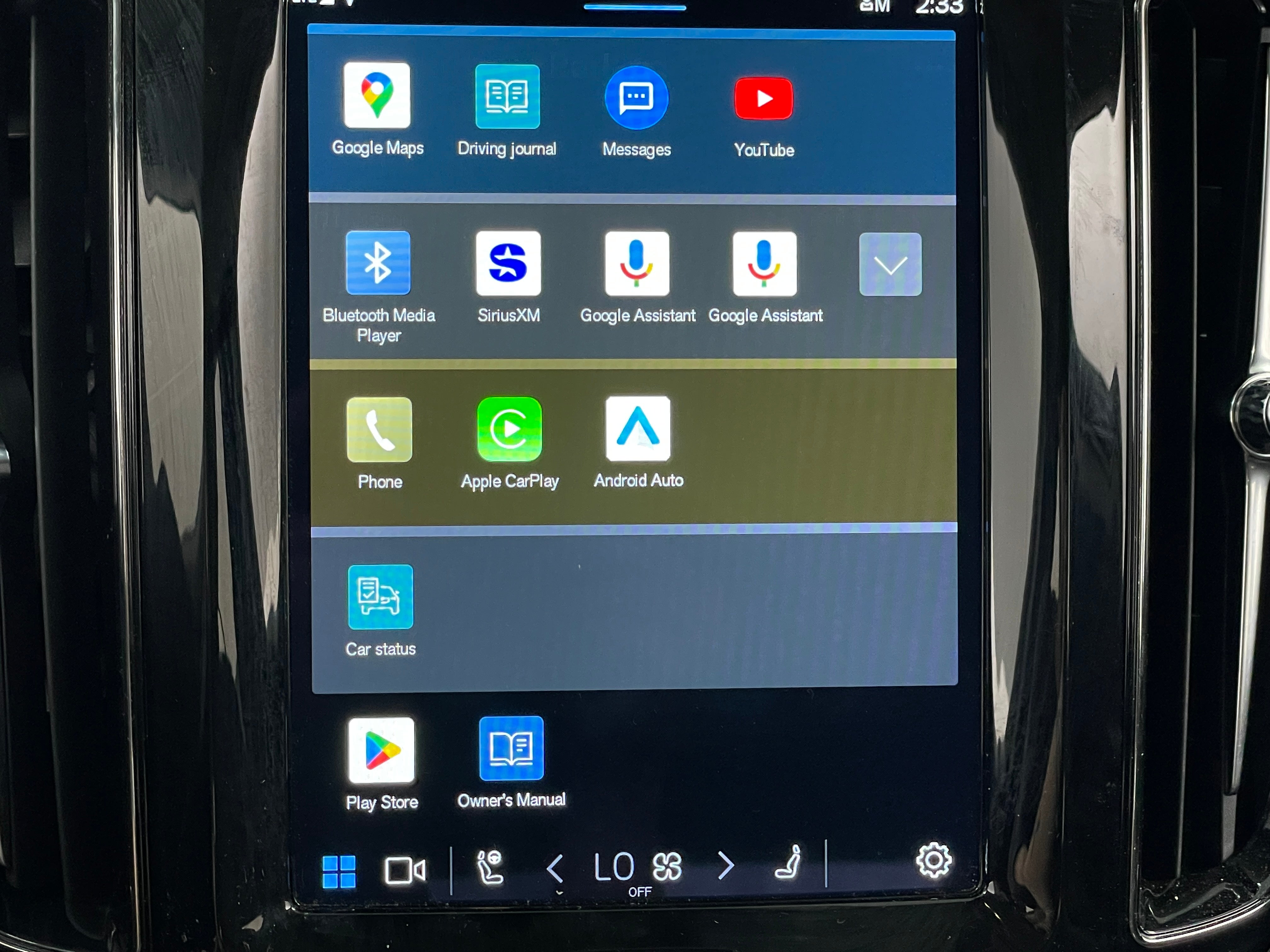 2022 Volvo XC60 B5 Momentum 4