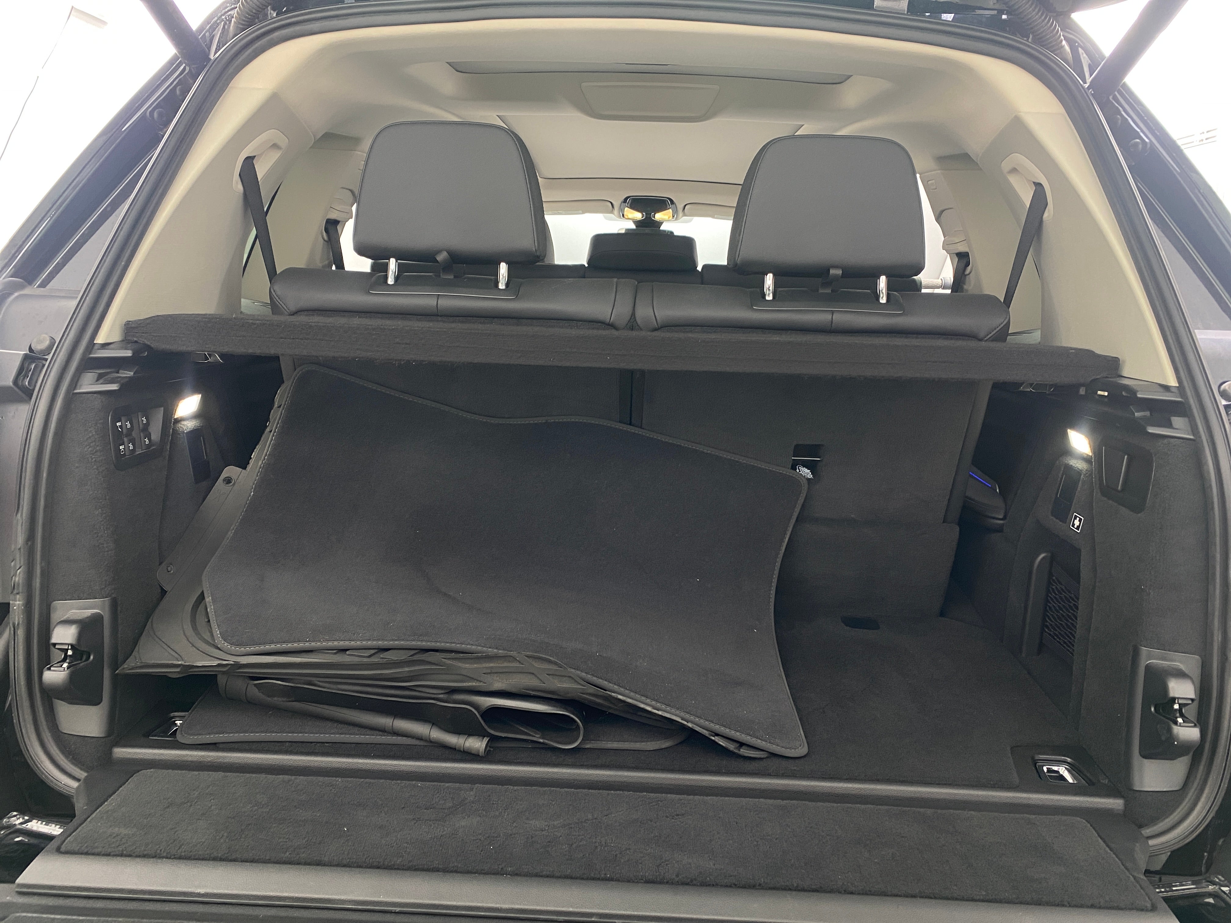 2022 BMW X7 xDrive40i 6