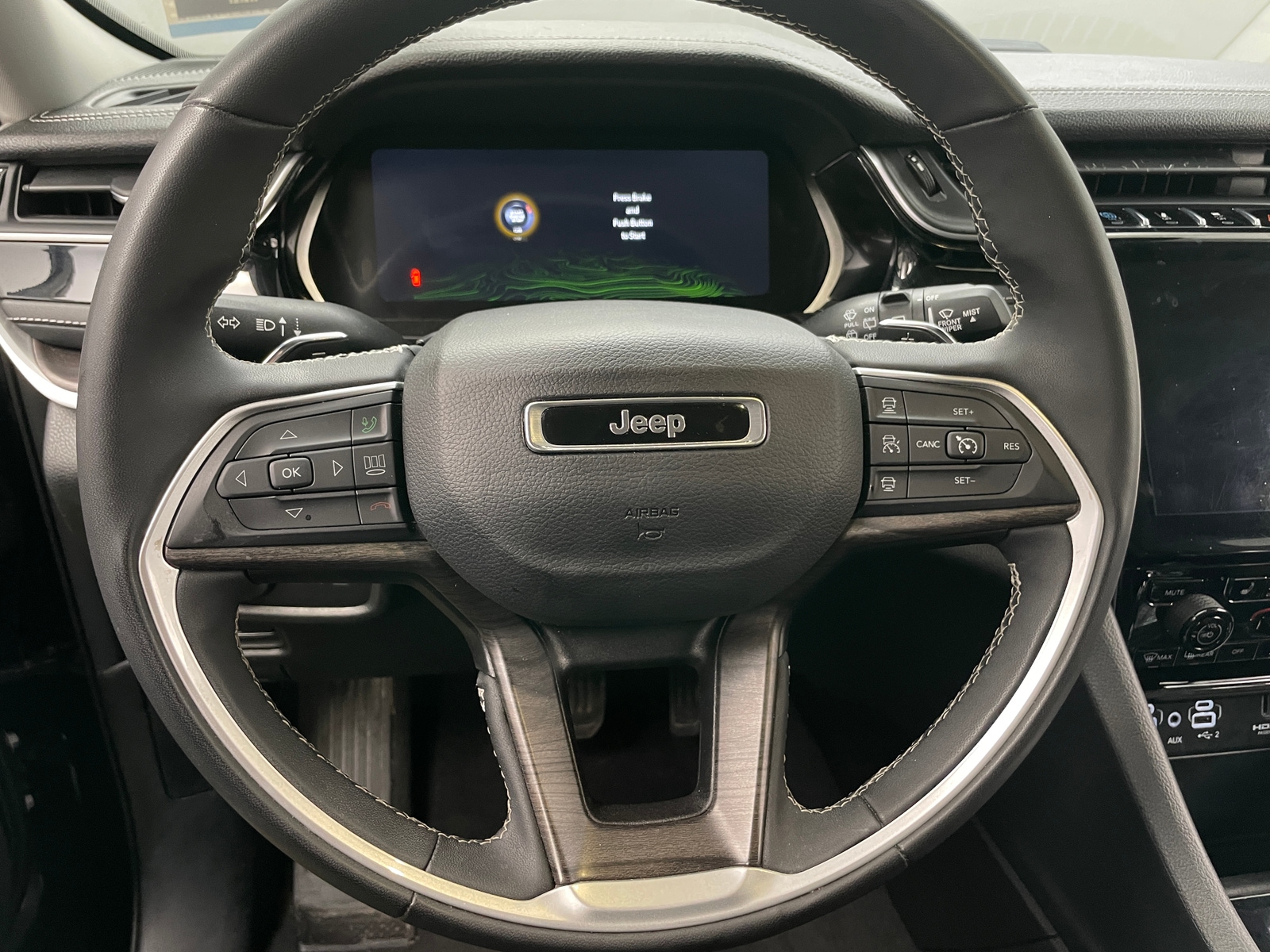 Thumbnail: 2023 Jeep Grand Cherokee - 4