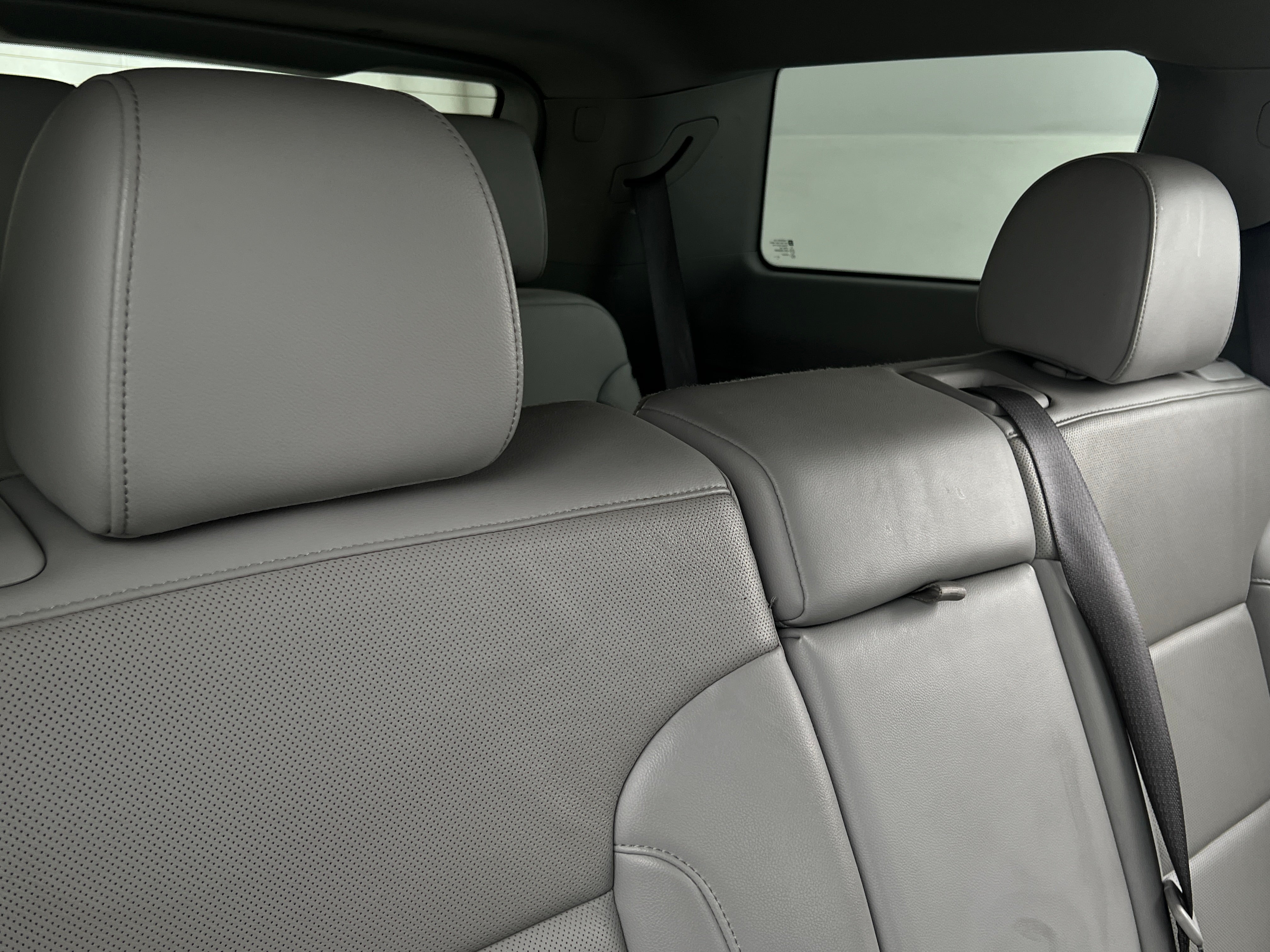 2023 GMC Acadia SLT 5