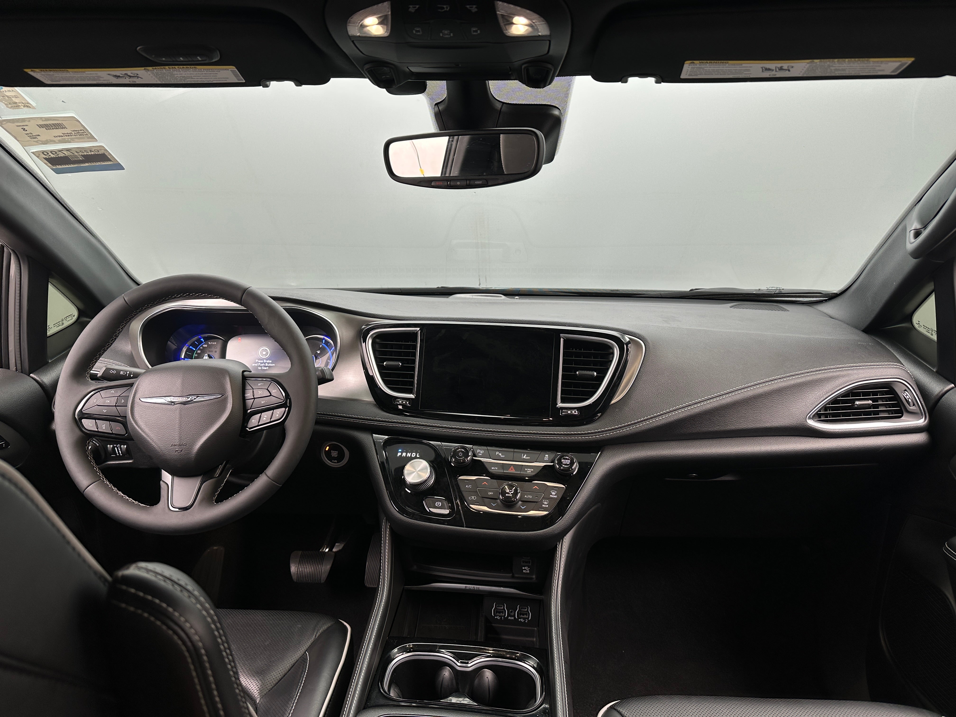 2022 Chrysler Pacifica Hybrid Limited 2