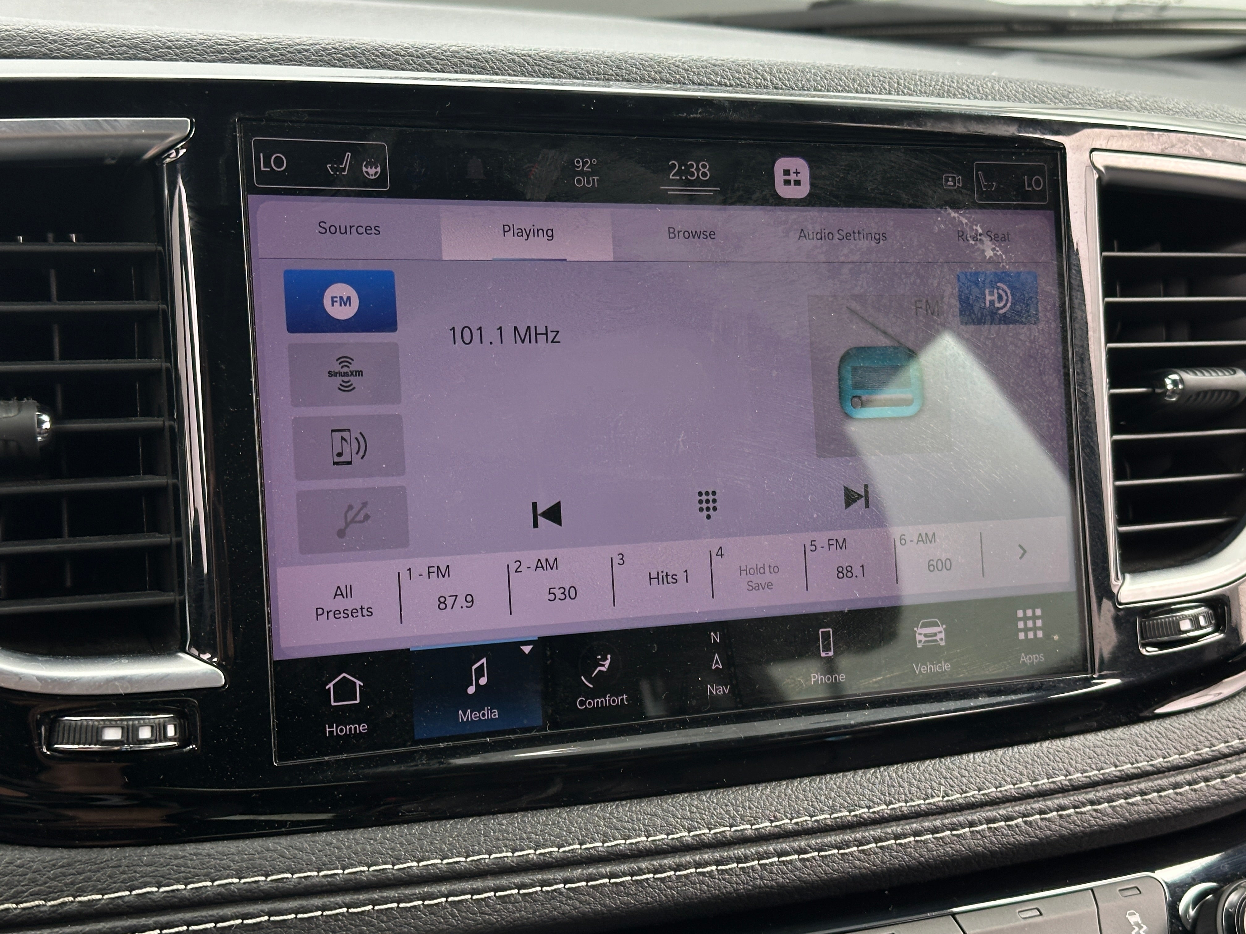2022 Chrysler Pacifica Hybrid Limited 3