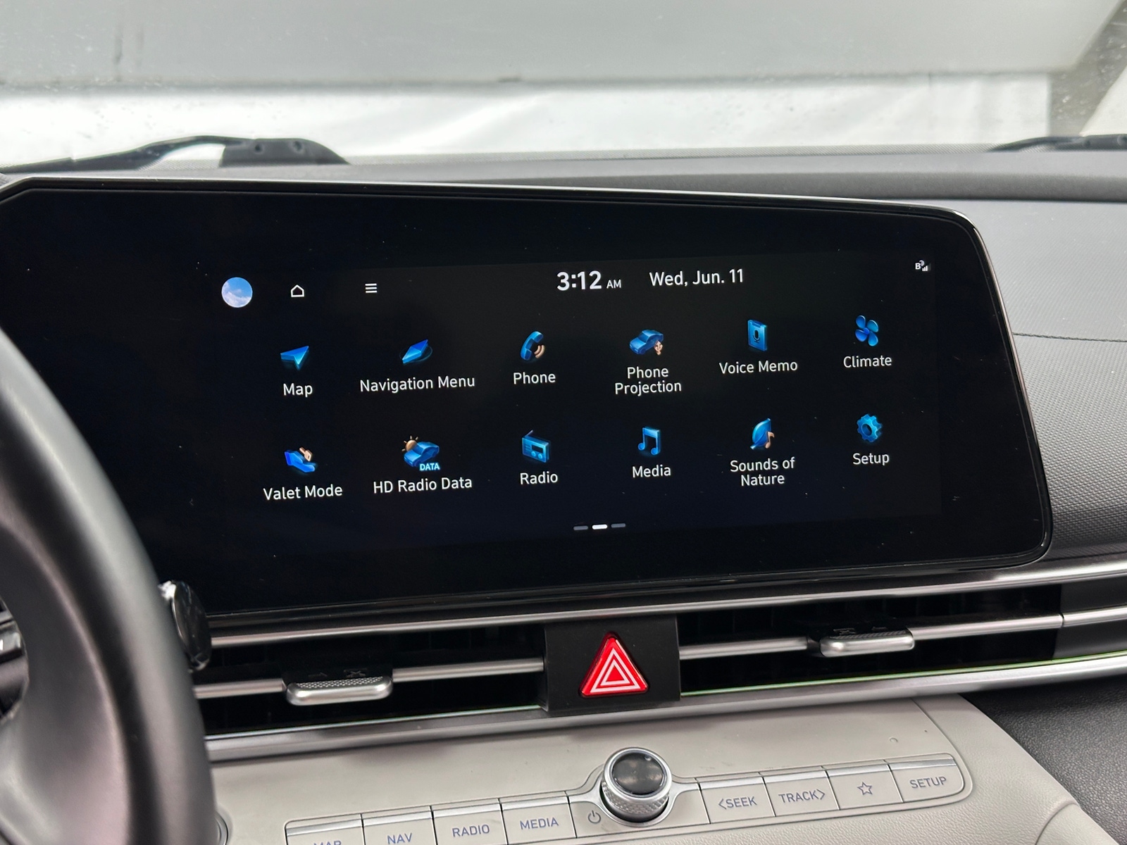 Thumbnail: 2022 Hyundai Elantra - 3