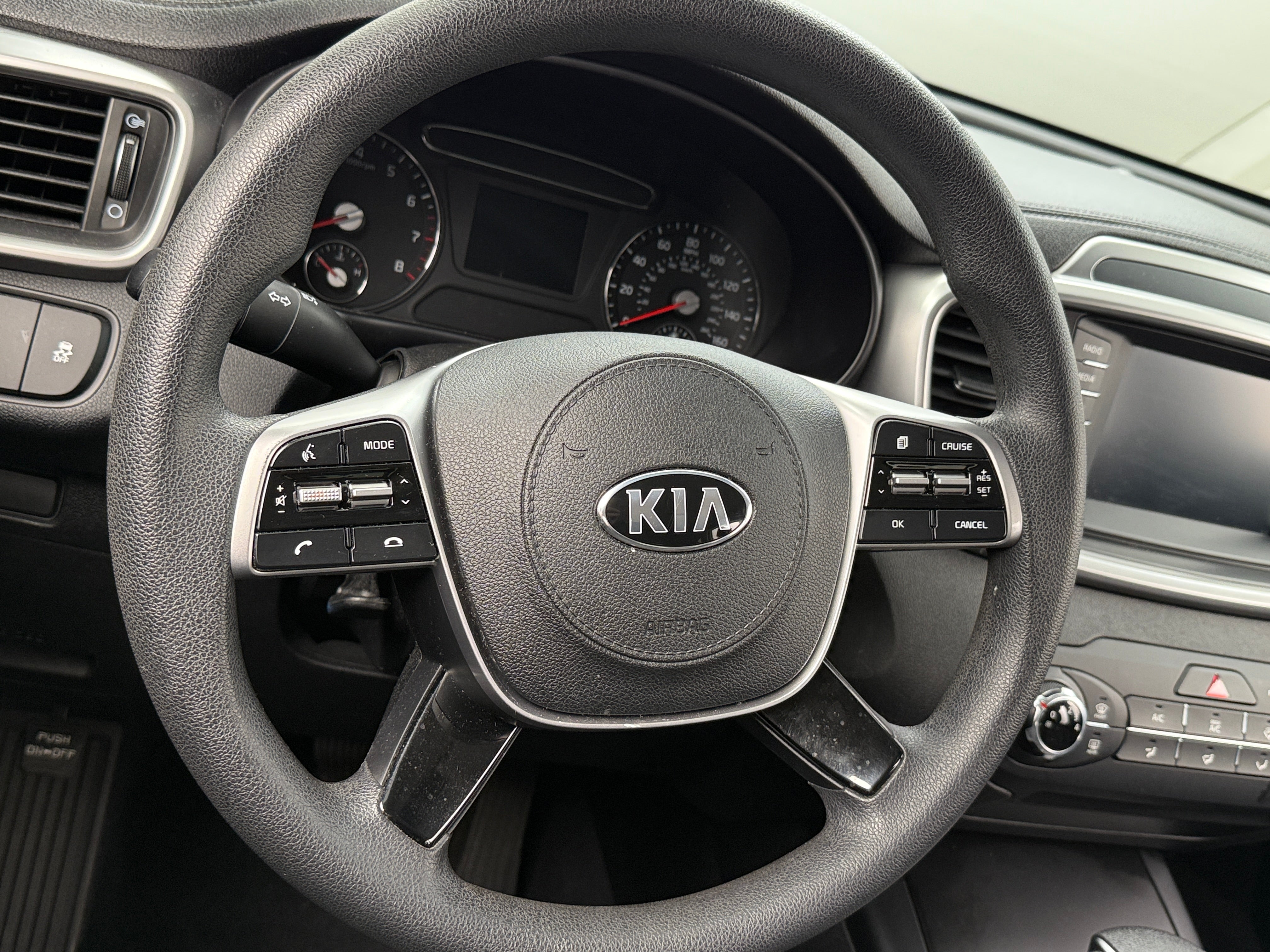2019 Kia Sorento L 5