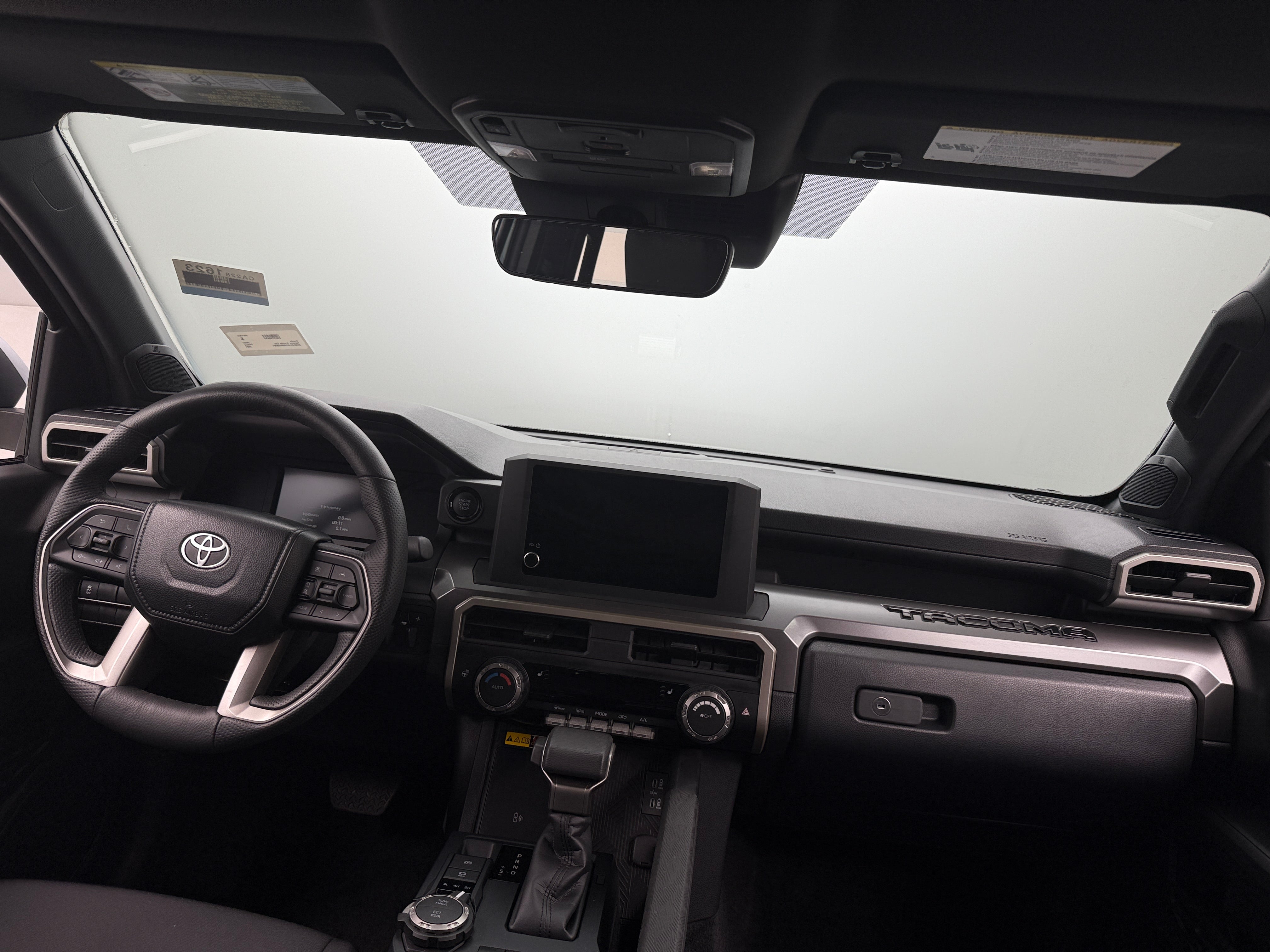 2024 Toyota Tacoma SR5 3