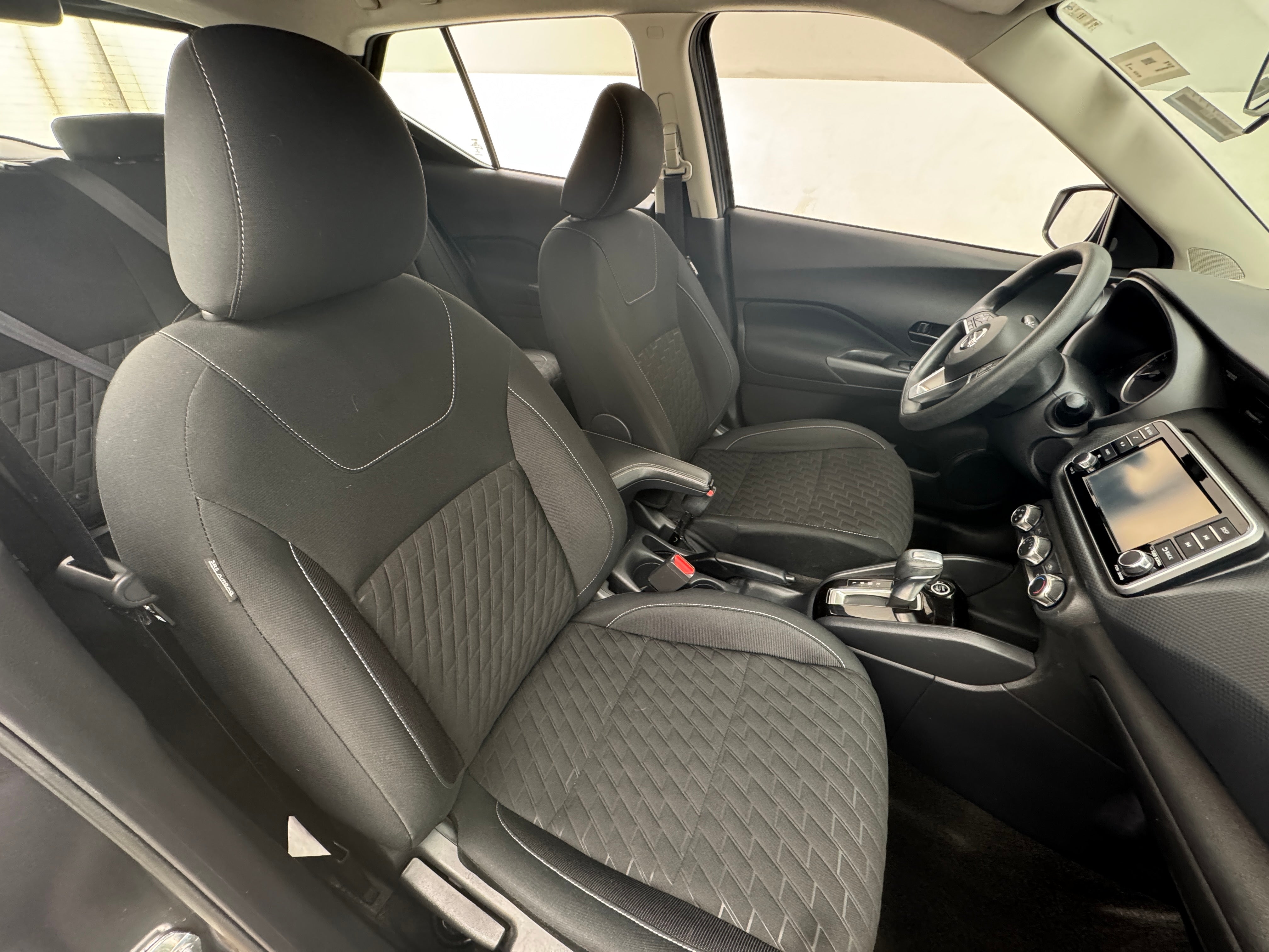 2021 Nissan Kicks S 2