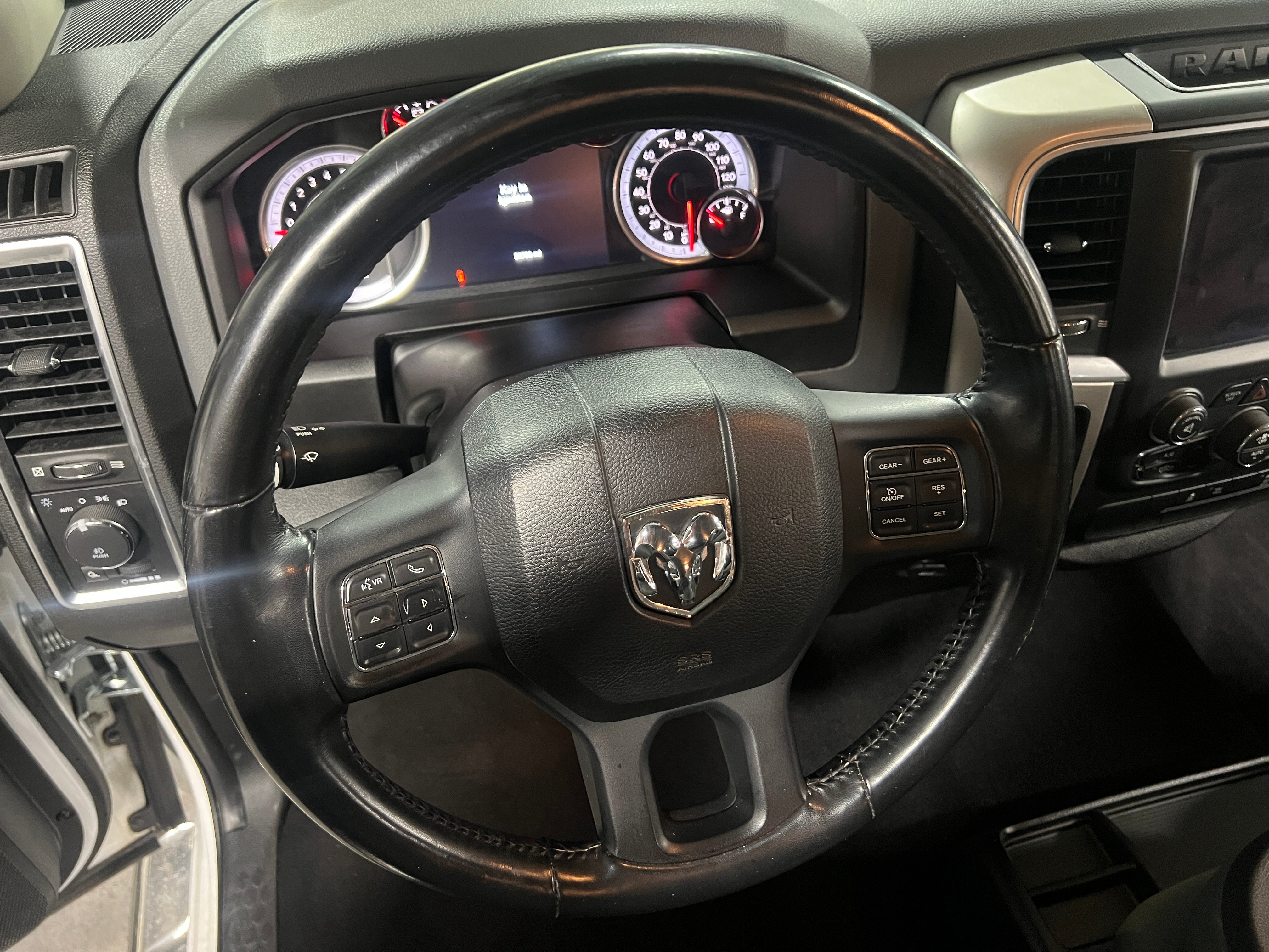 2019 RAM 1500 Classic Big Horn 5