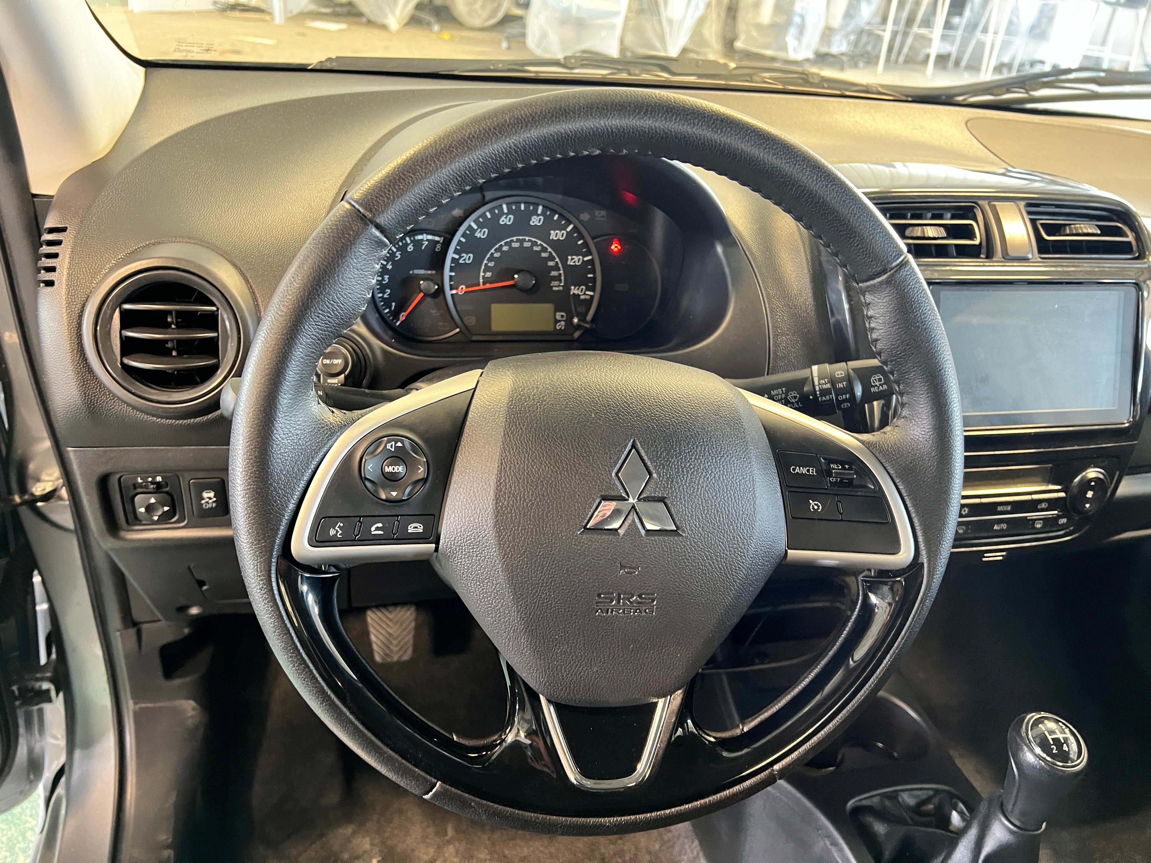 2022 Mitsubishi Mirage ES 5