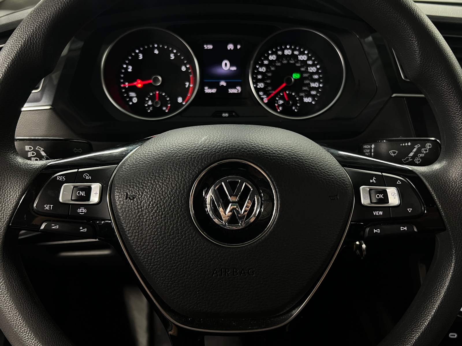 Thumbnail: 2021 Volkswagen Tiguan - 5