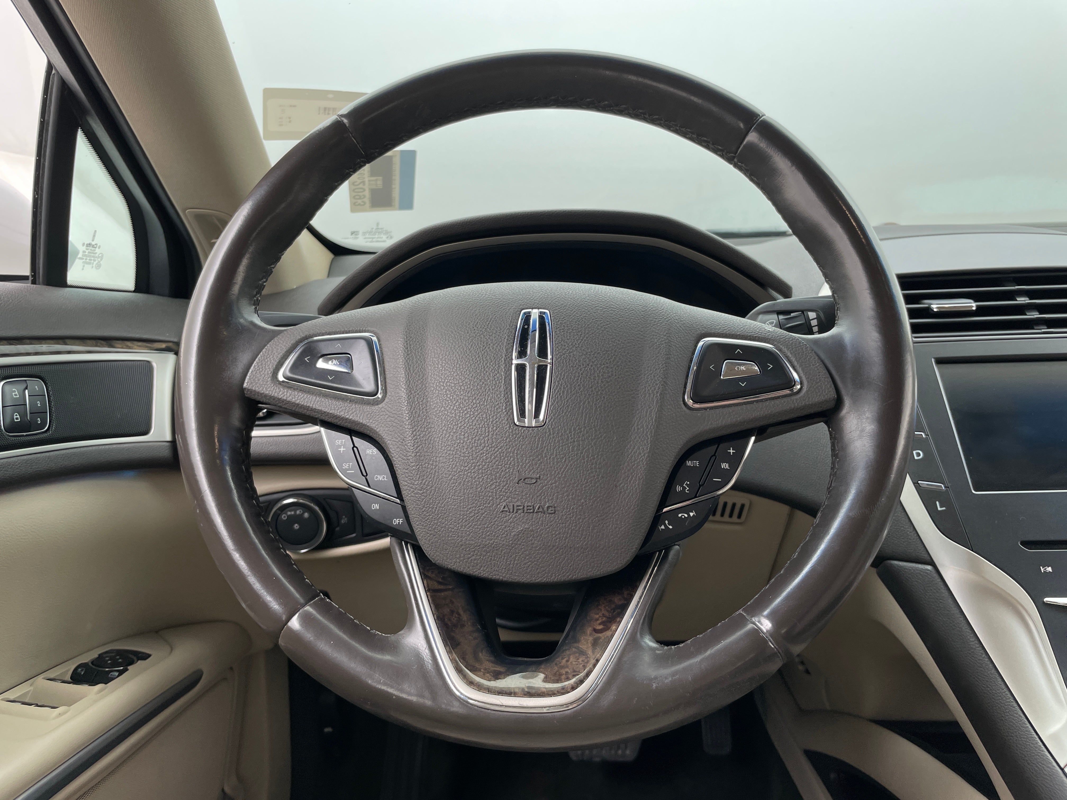 2016 Lincoln MKZ  4