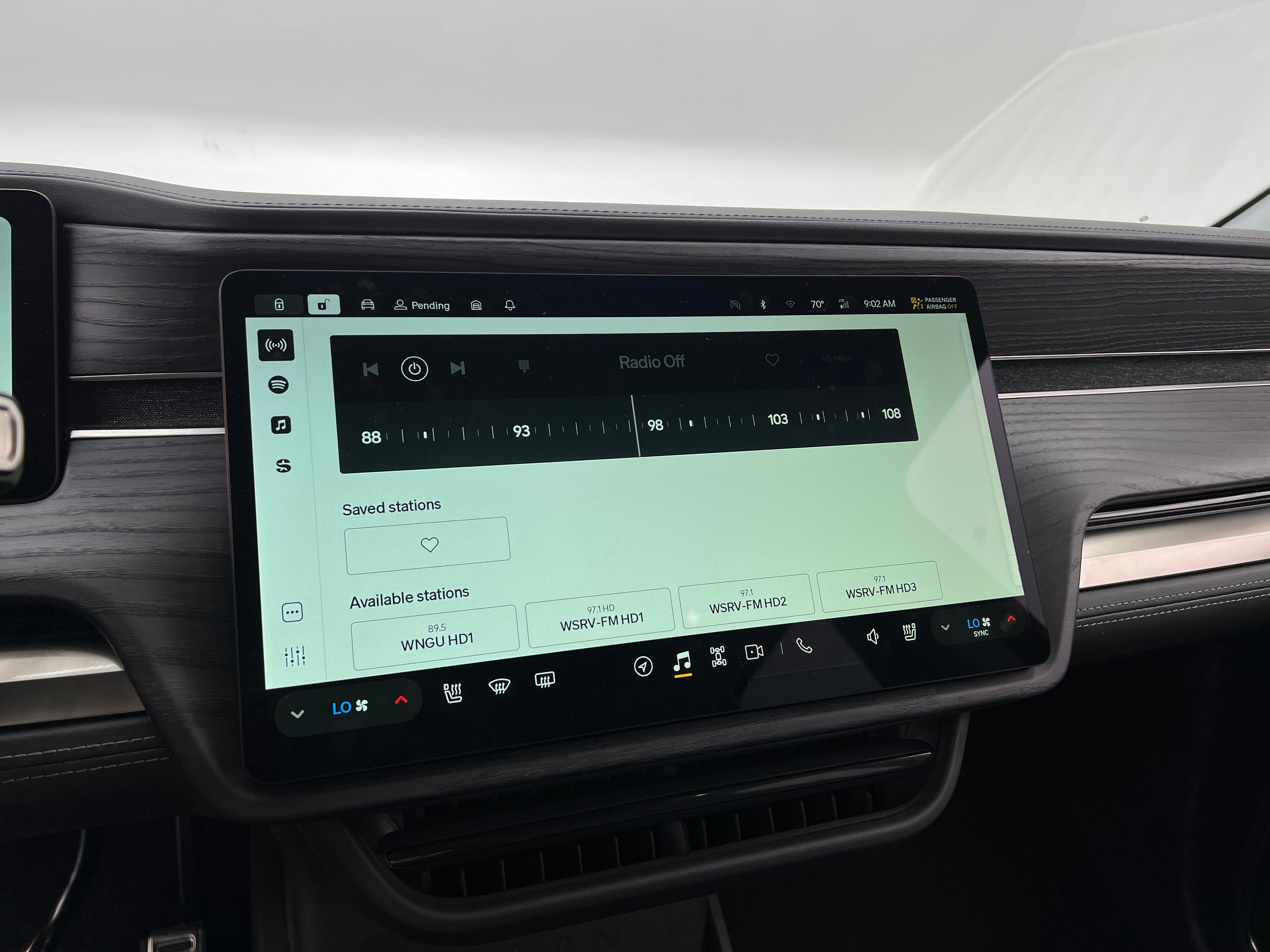 2023 Rivian R1T Adventure 3