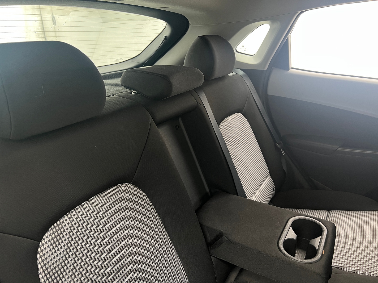 Thumbnail: 2021 Hyundai Kona - 6