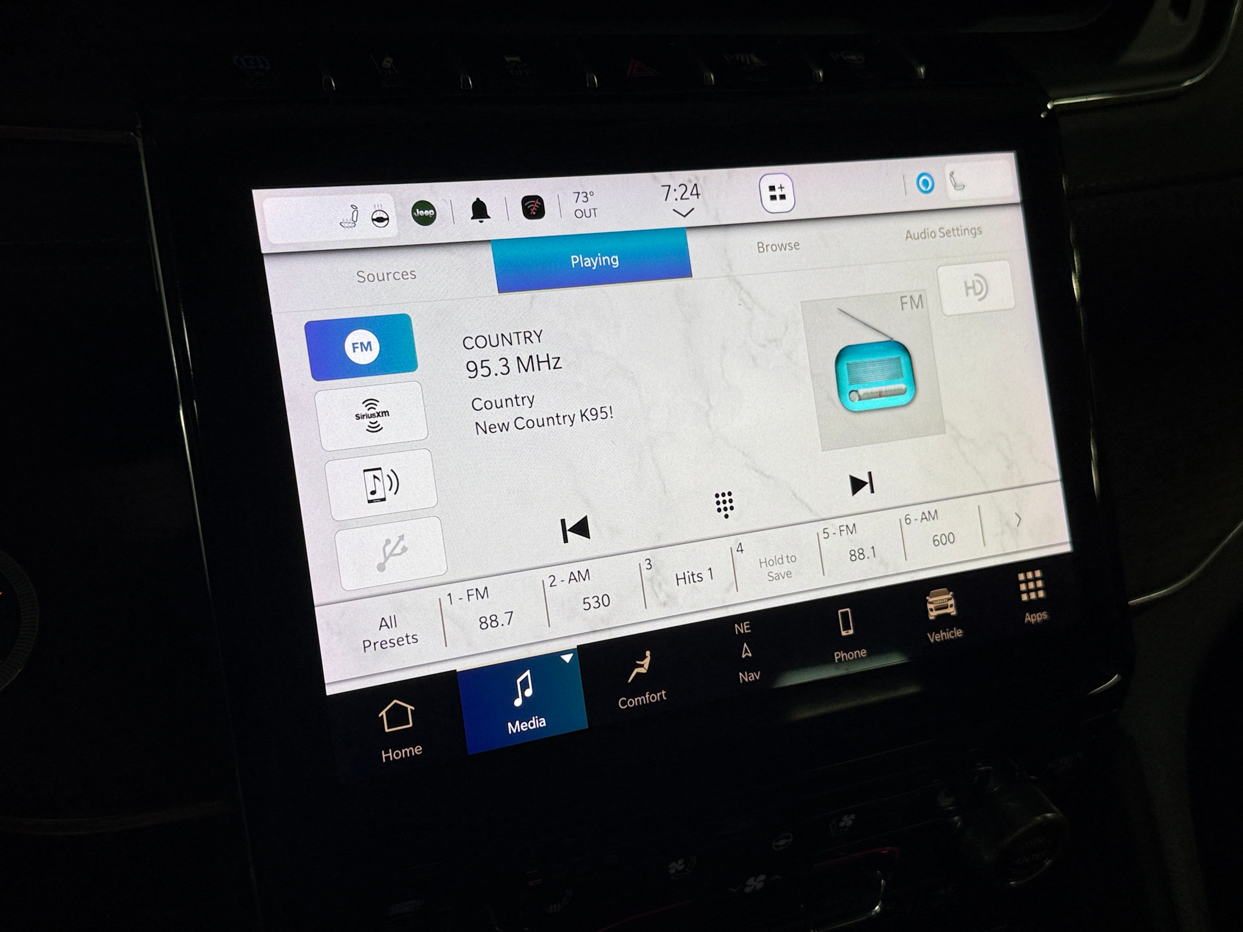 2022 Jeep Grand Cherokee Summit 4xe 3