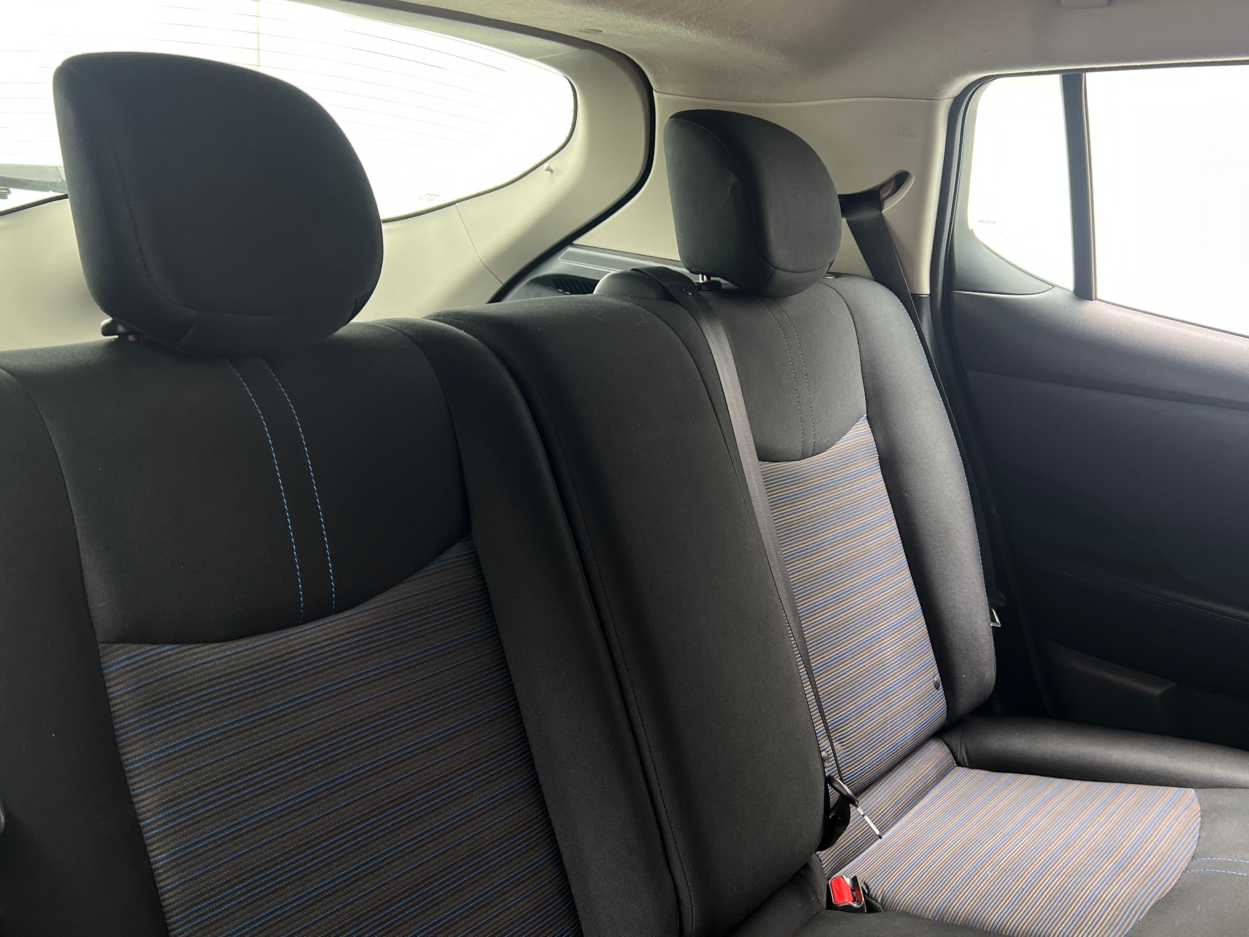 2019 Nissan Leaf SV 6
