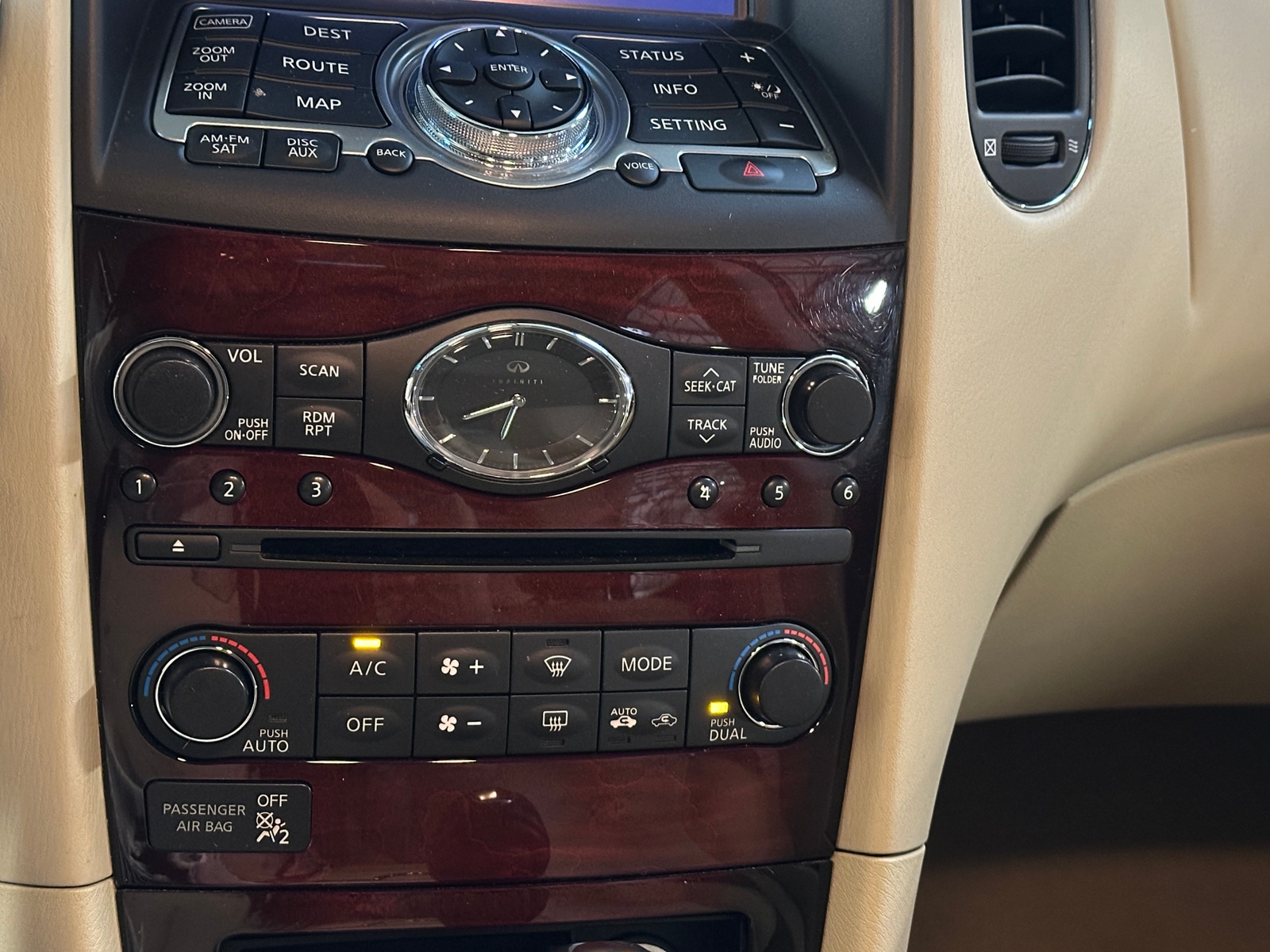 Thumbnail: 2016 INFINITI QX50 - 3