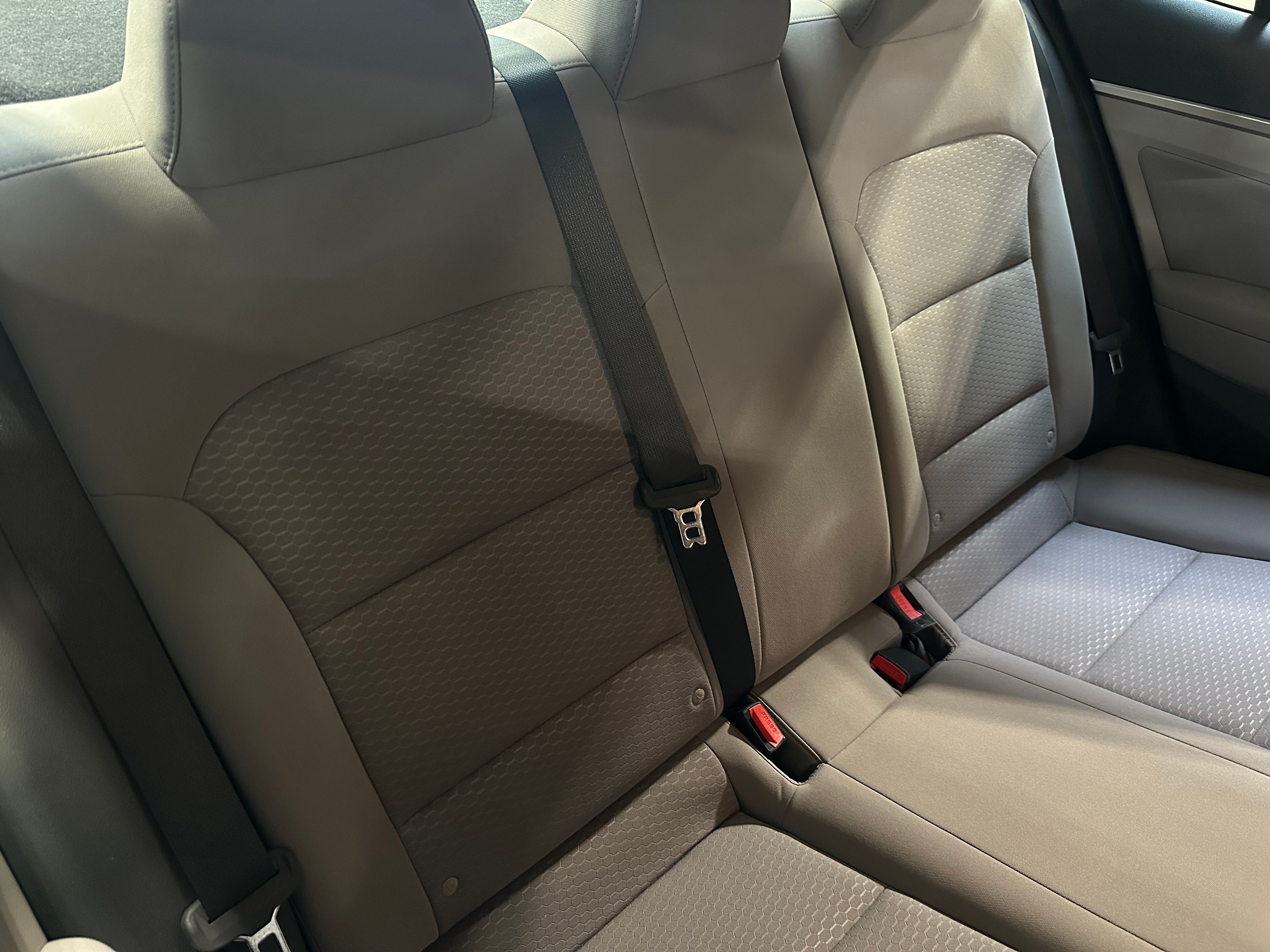 2020 Hyundai Elantra SEL 6