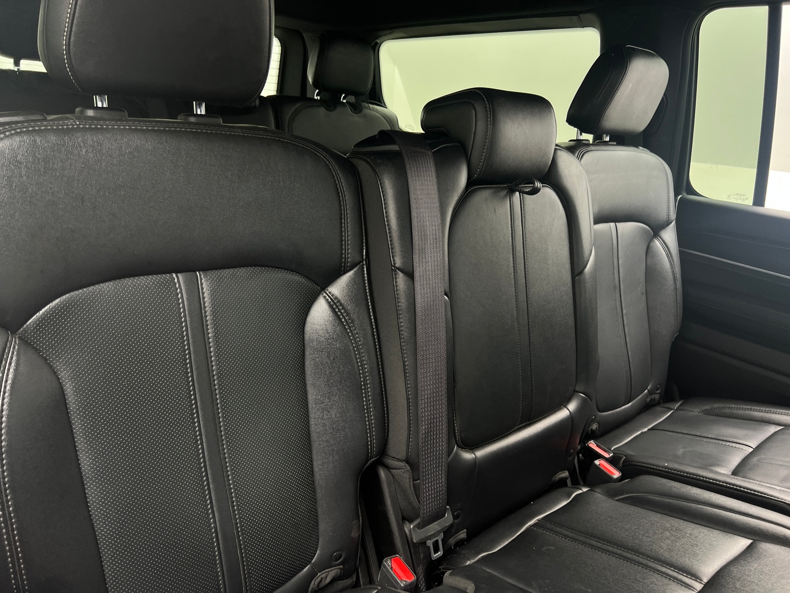 Thumbnail: 2024 Jeep Wagoneer - 5