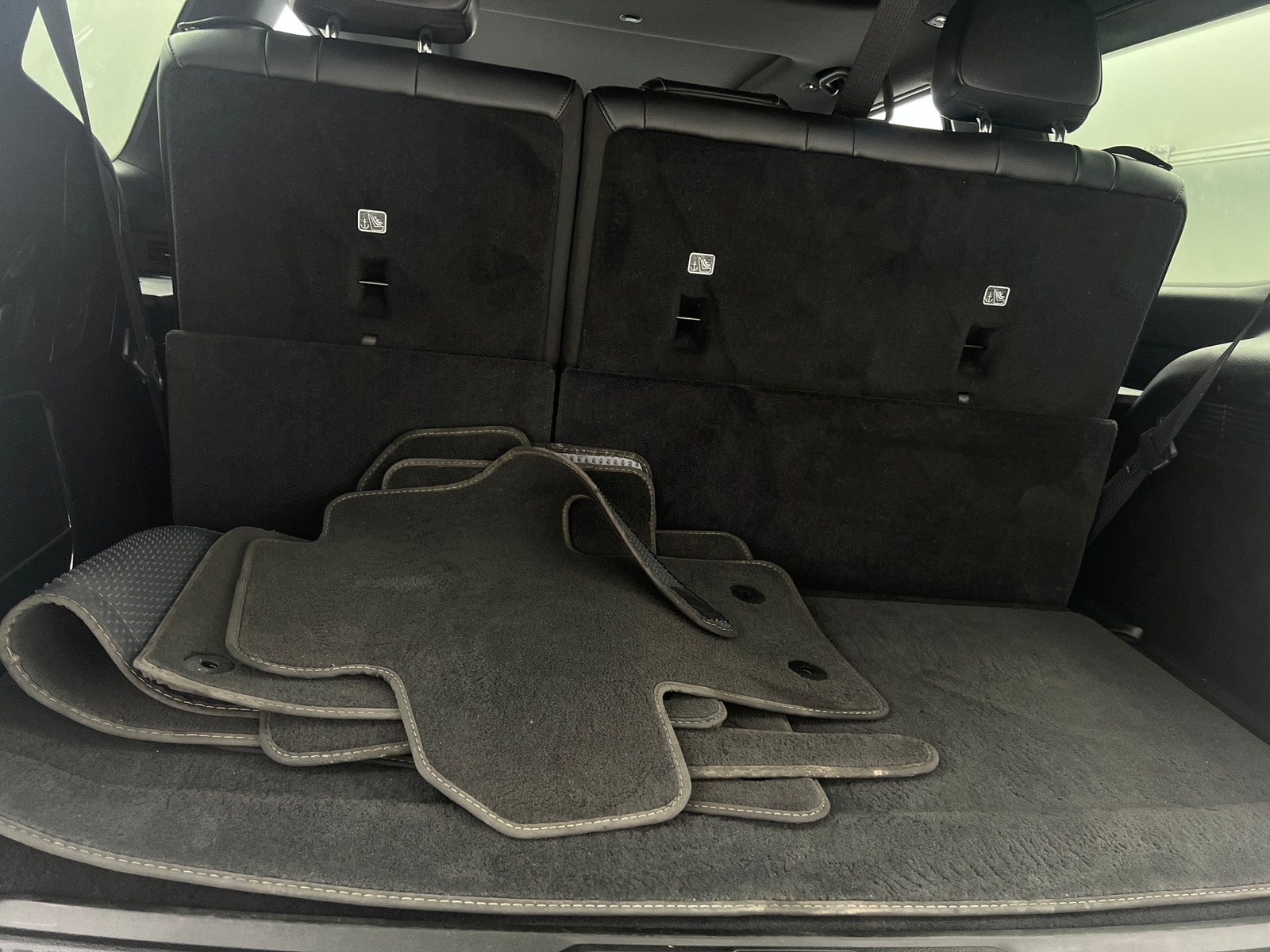 Thumbnail: 2024 Jeep Wagoneer - 6