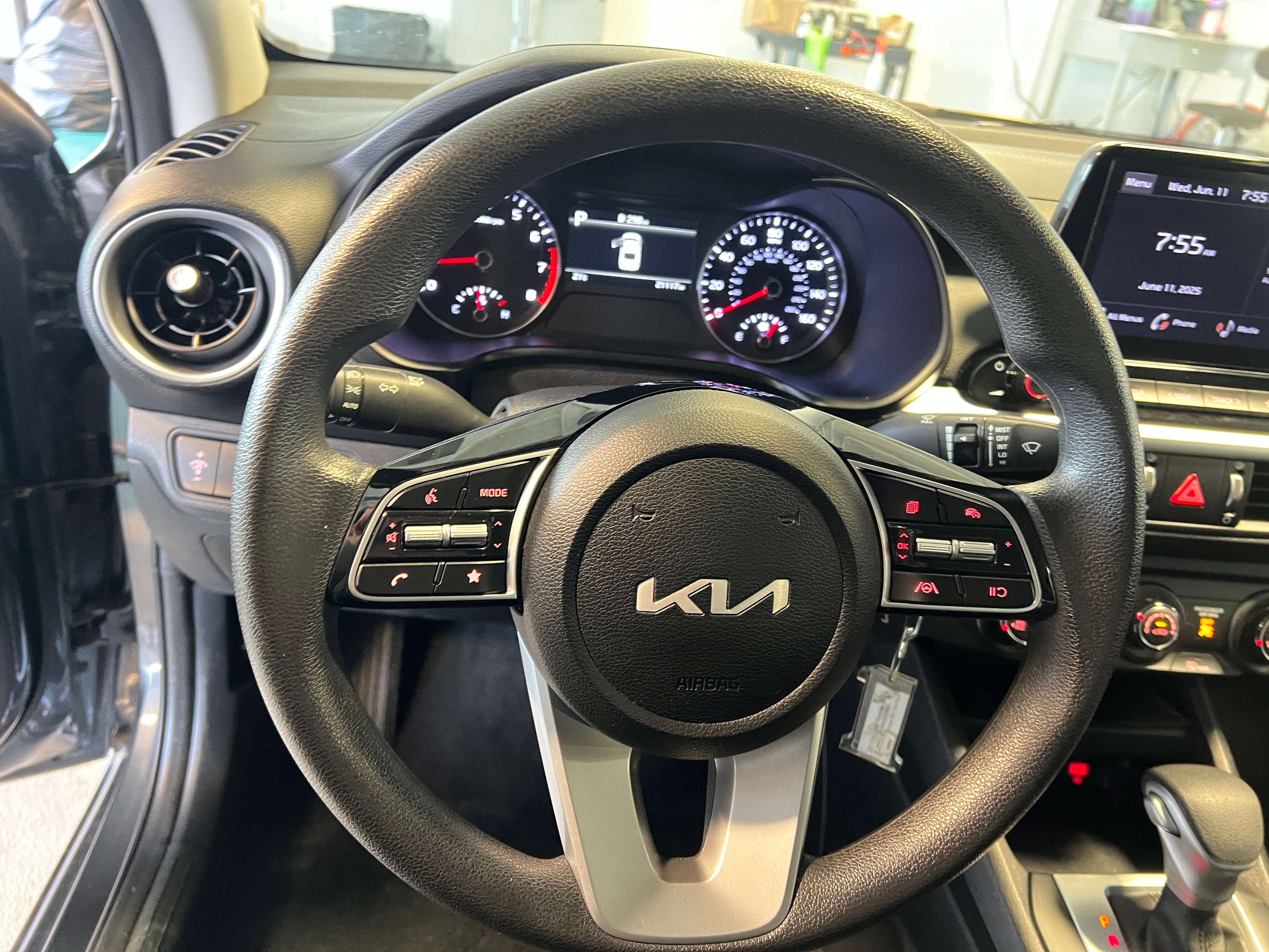 2024 Kia Forte LXS 5