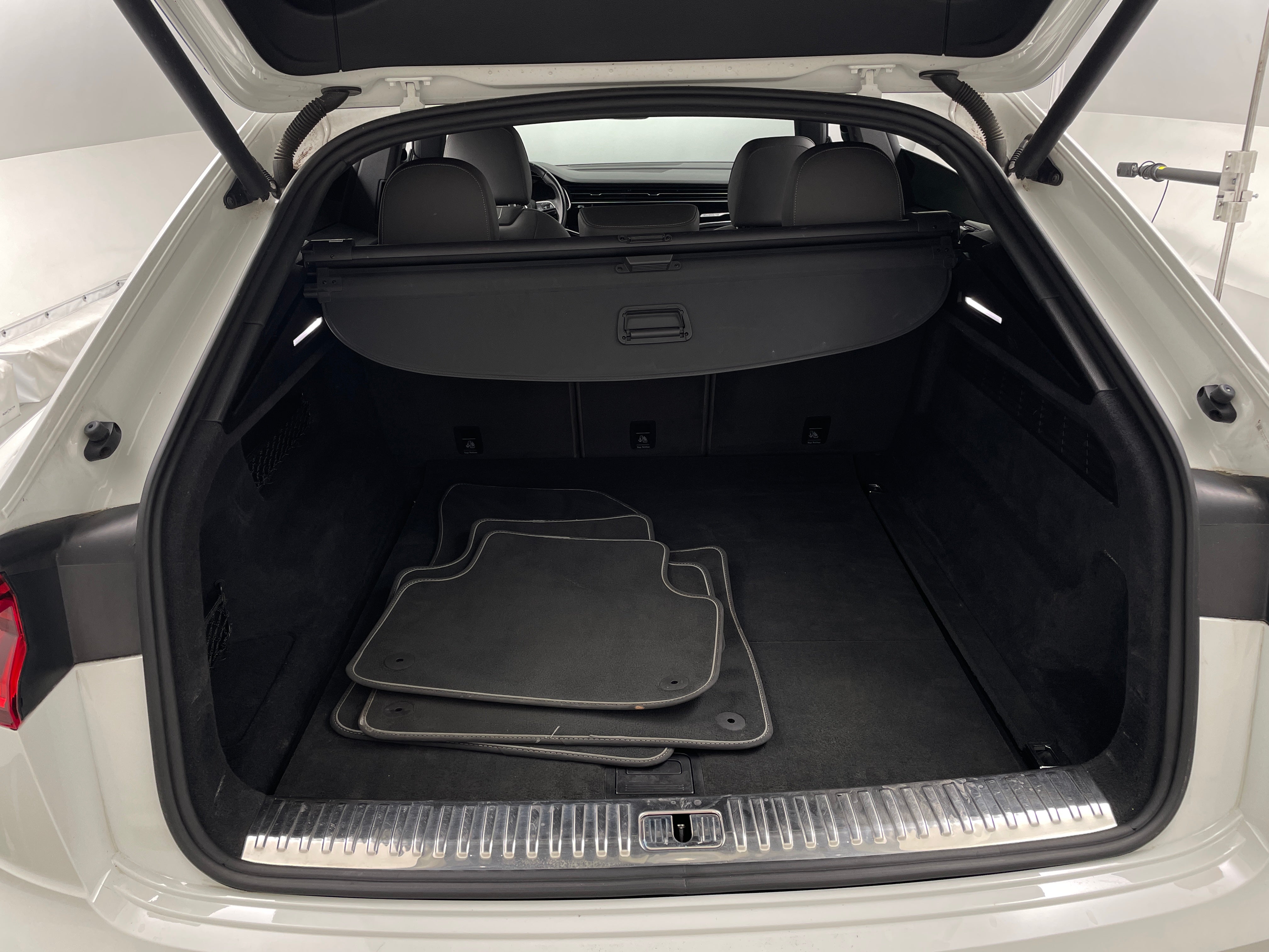 2019 Audi Q8 Premium Plus 6