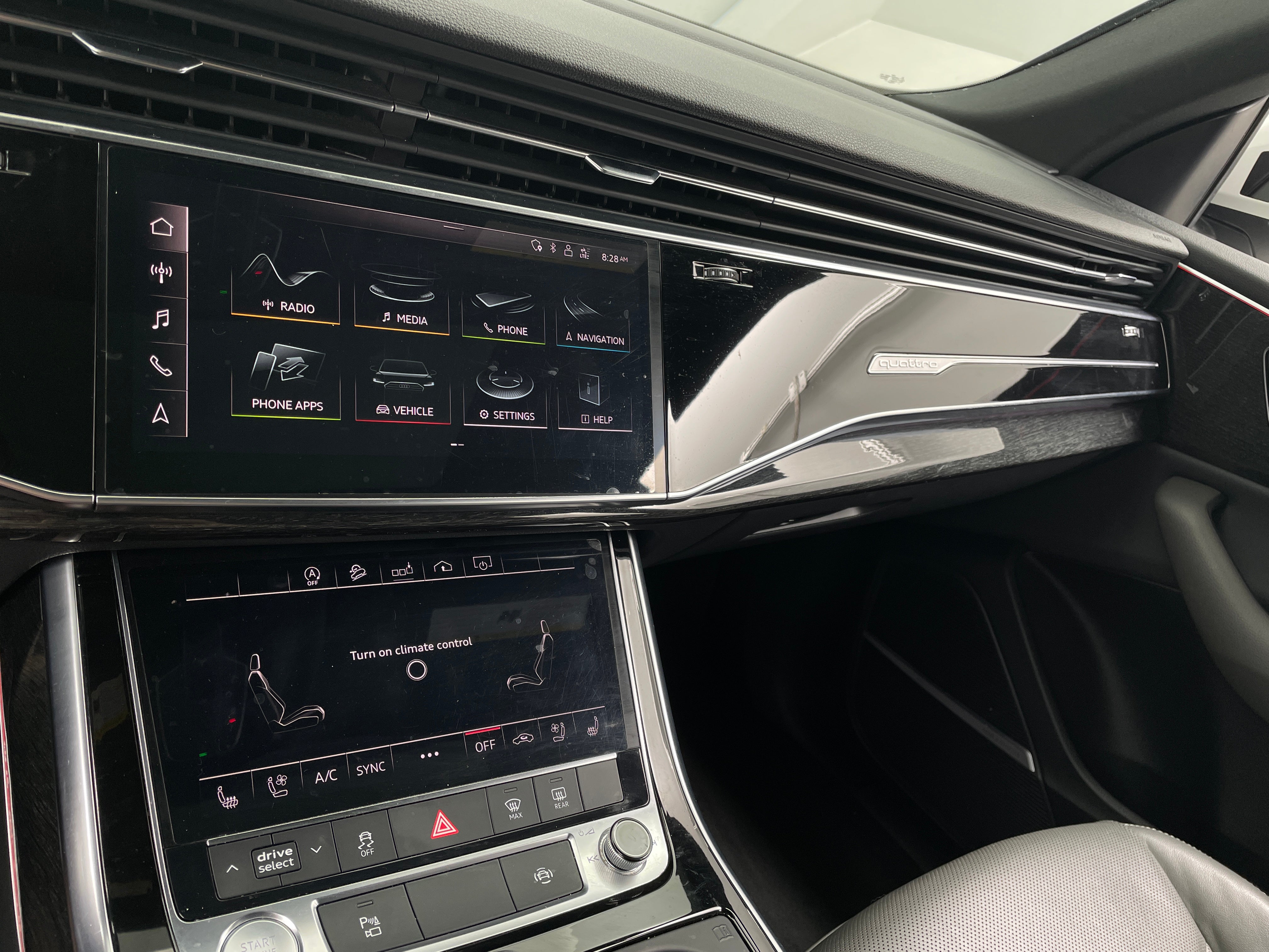 2019 Audi Q8 Premium Plus 3