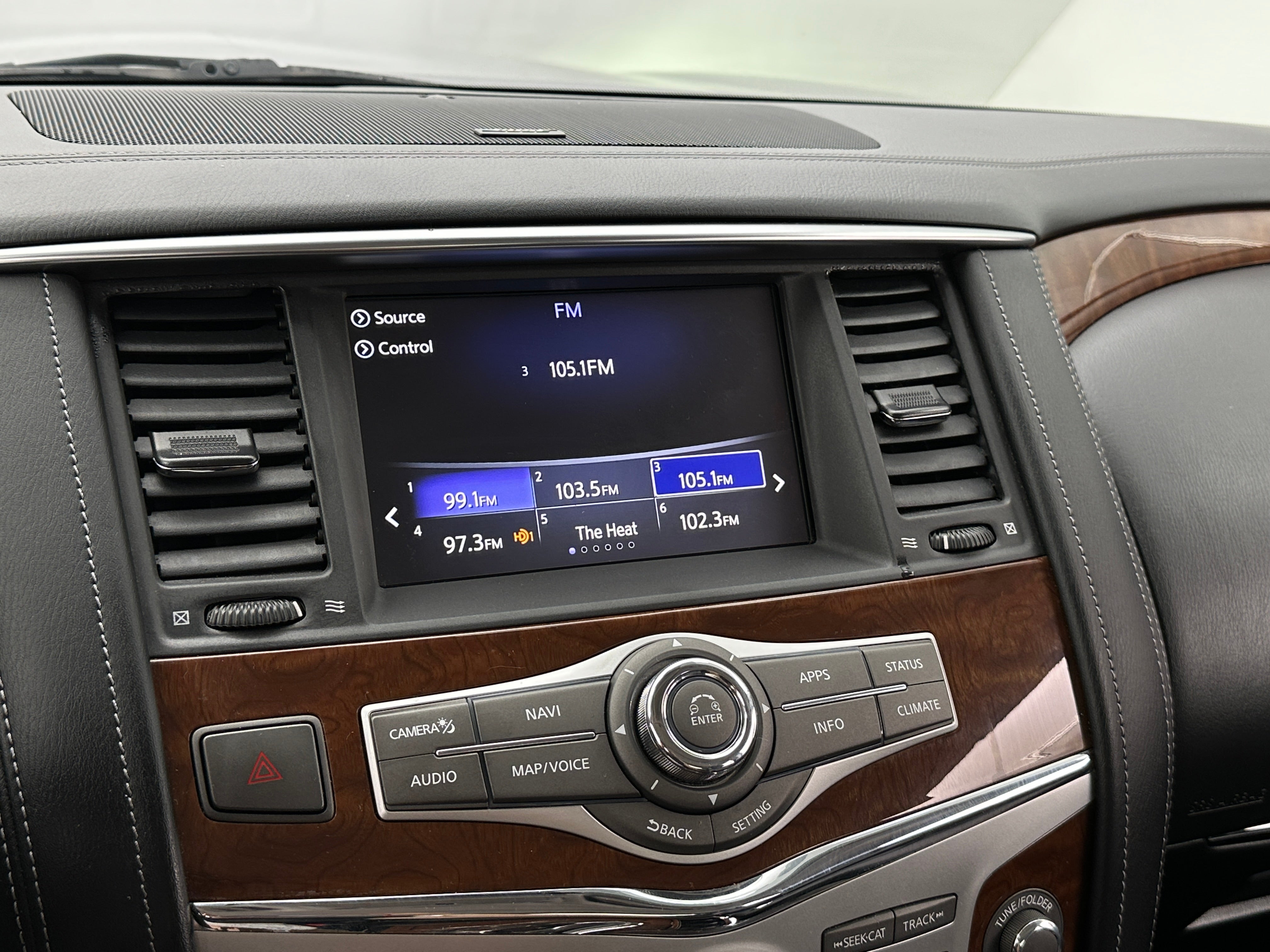2019 INFINITI QX80 Luxe 3
