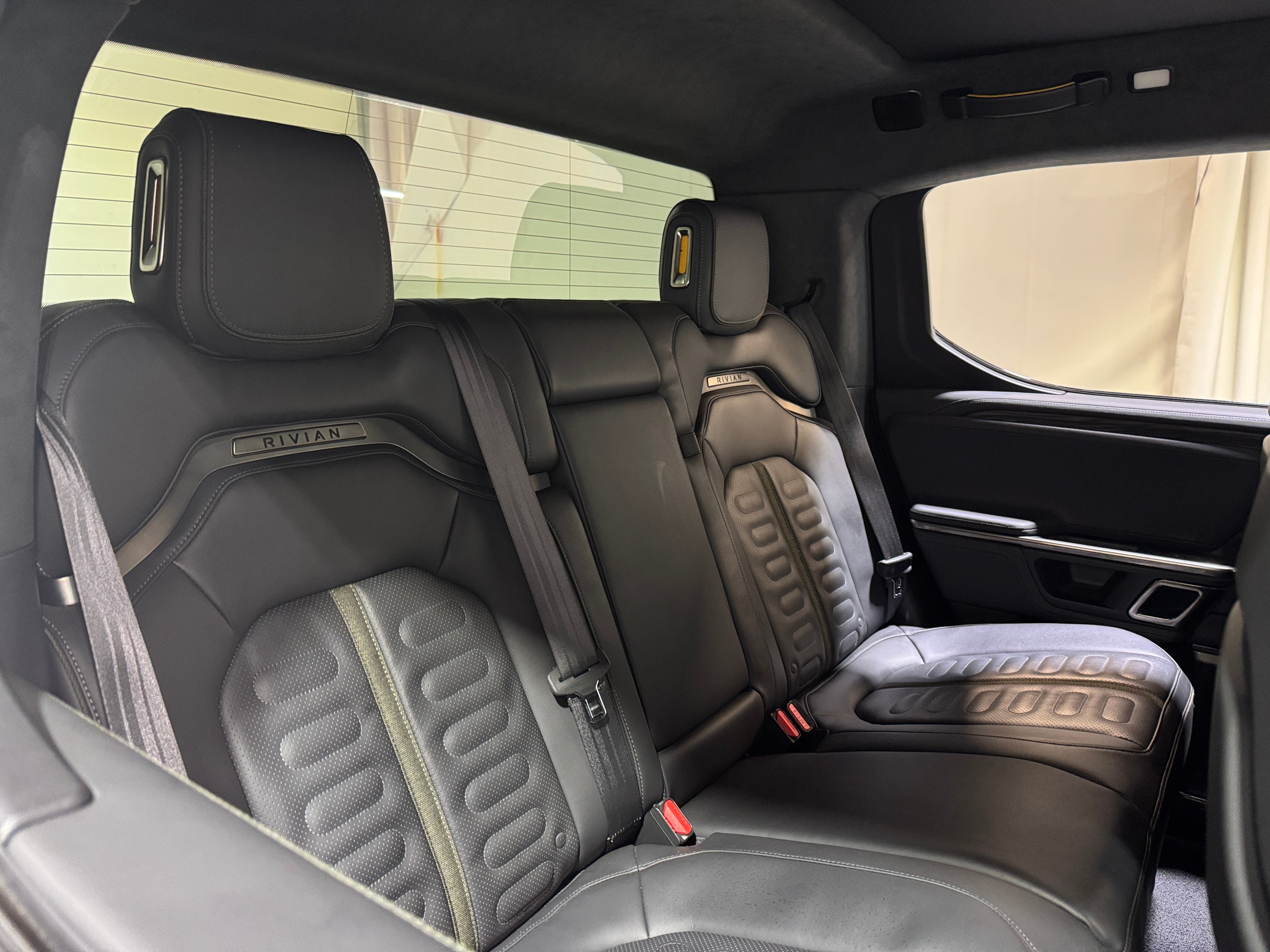 2022 Rivian R1T Adventure 5