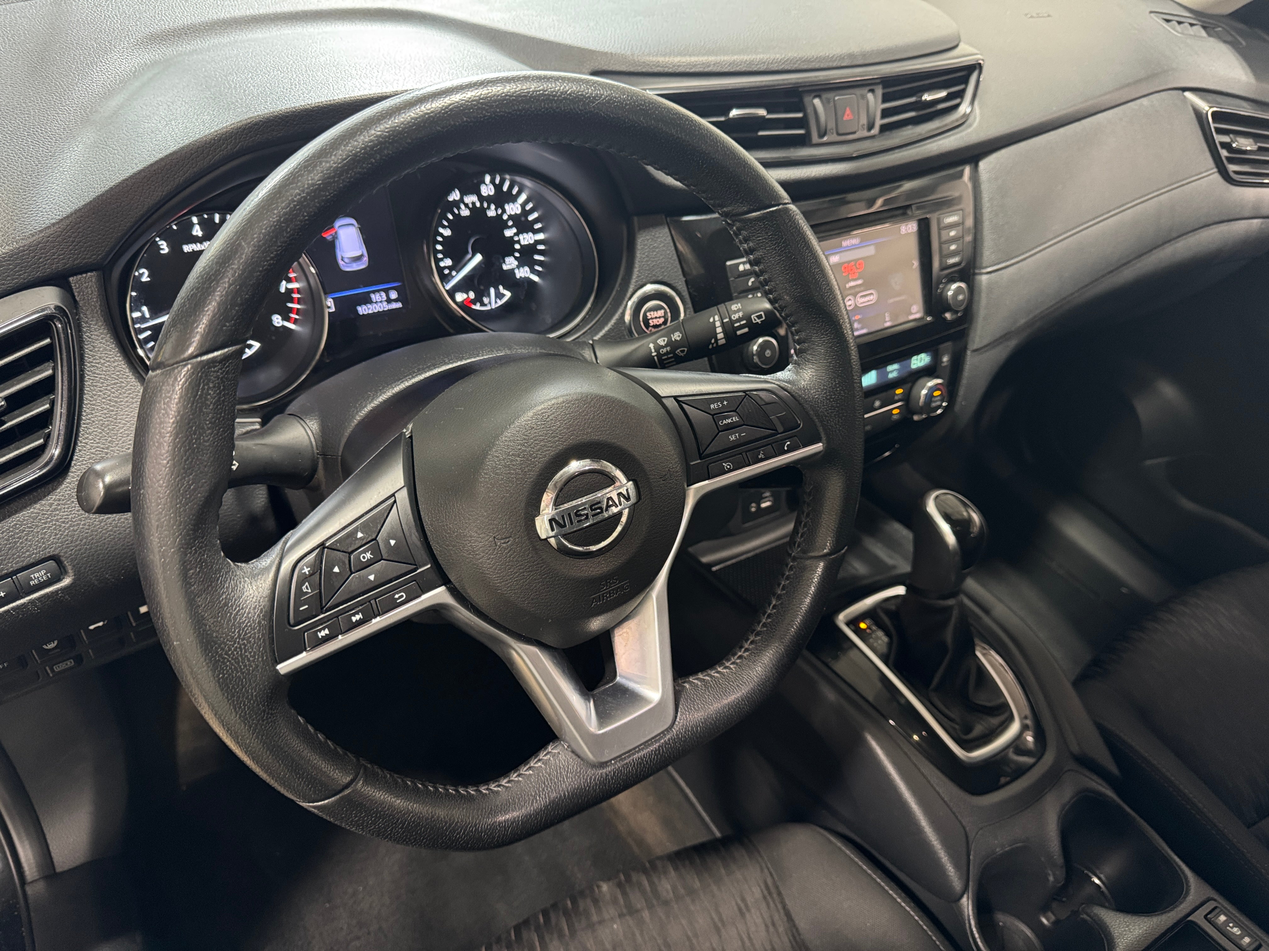 2019 Nissan Rogue SV 3